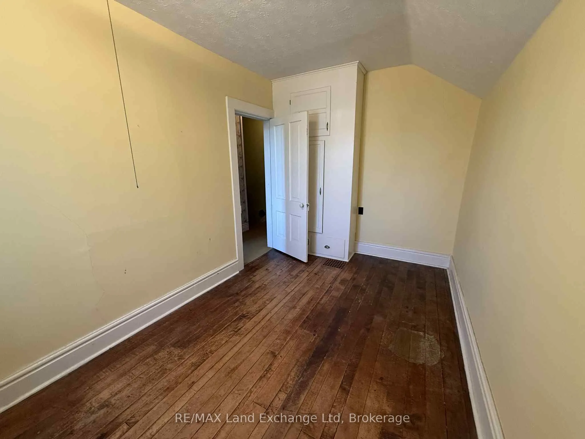 66 Diagonal Road