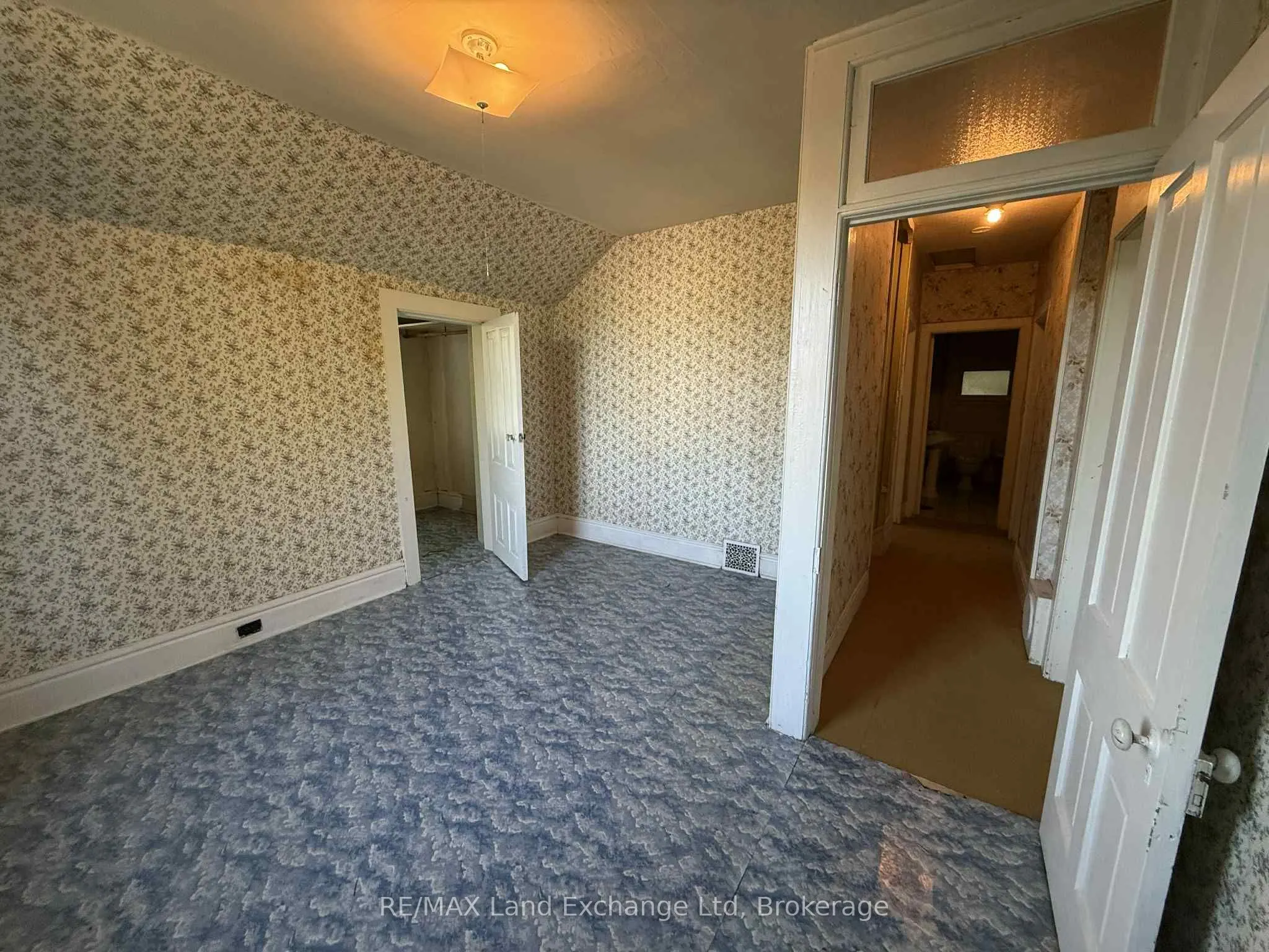 66 Diagonal Road