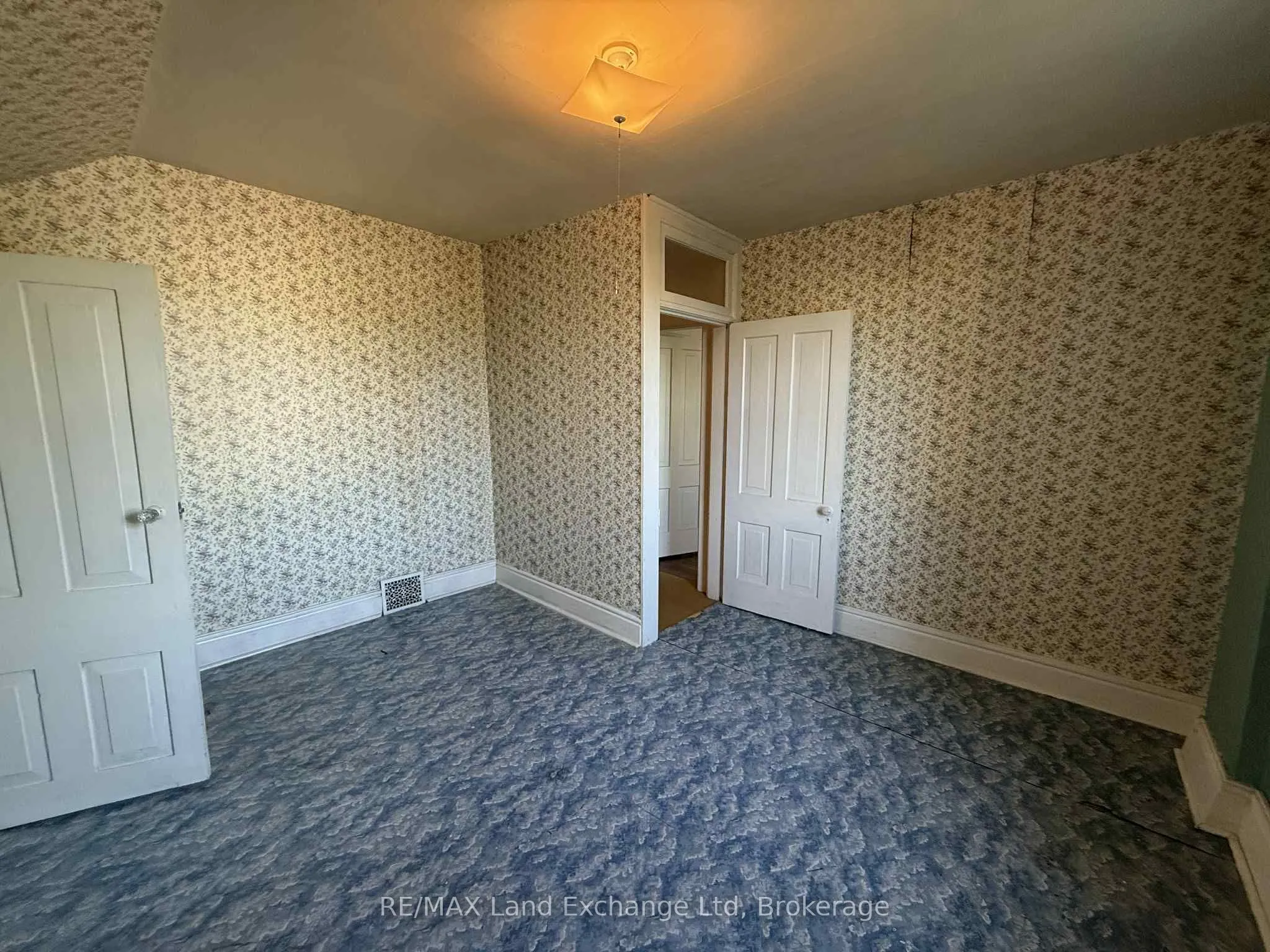 66 Diagonal Road
