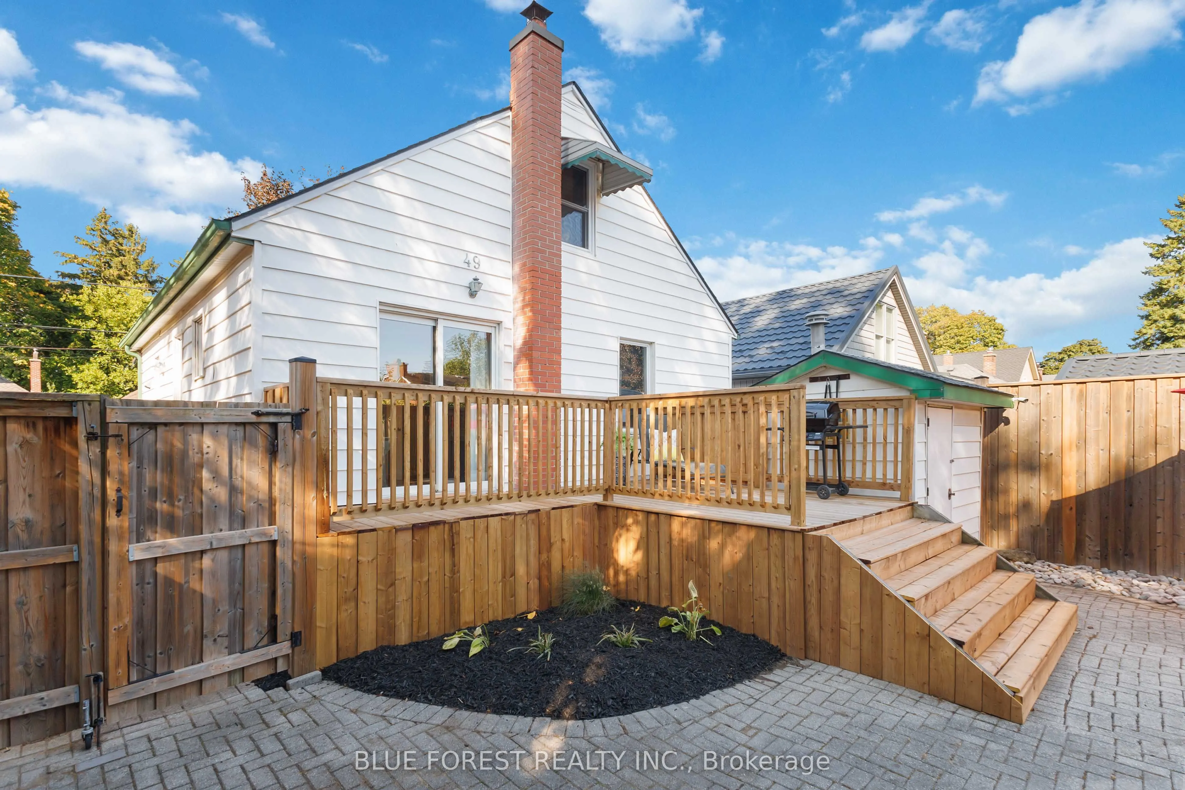 49 Raywood Avenue