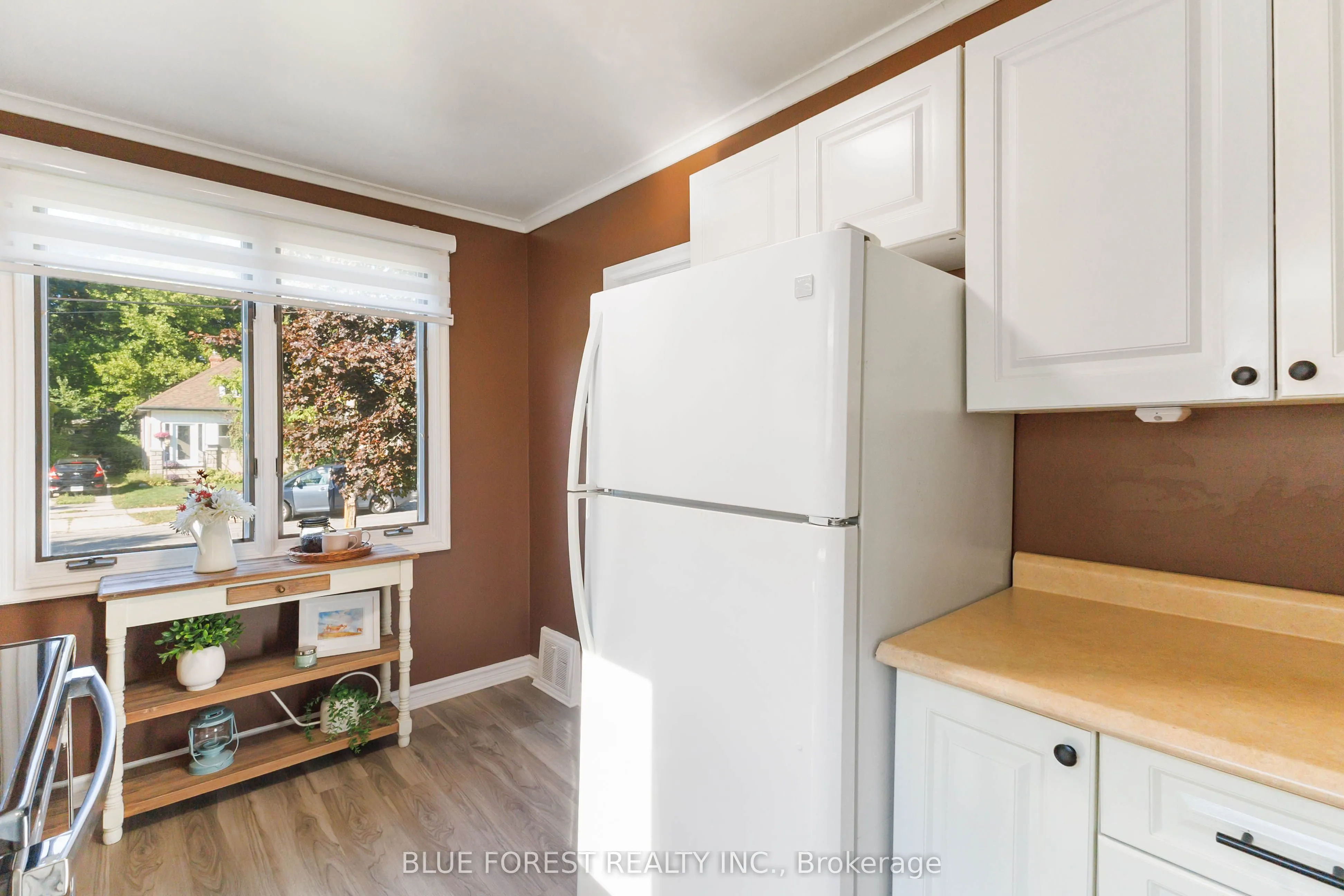 49 Raywood Avenue