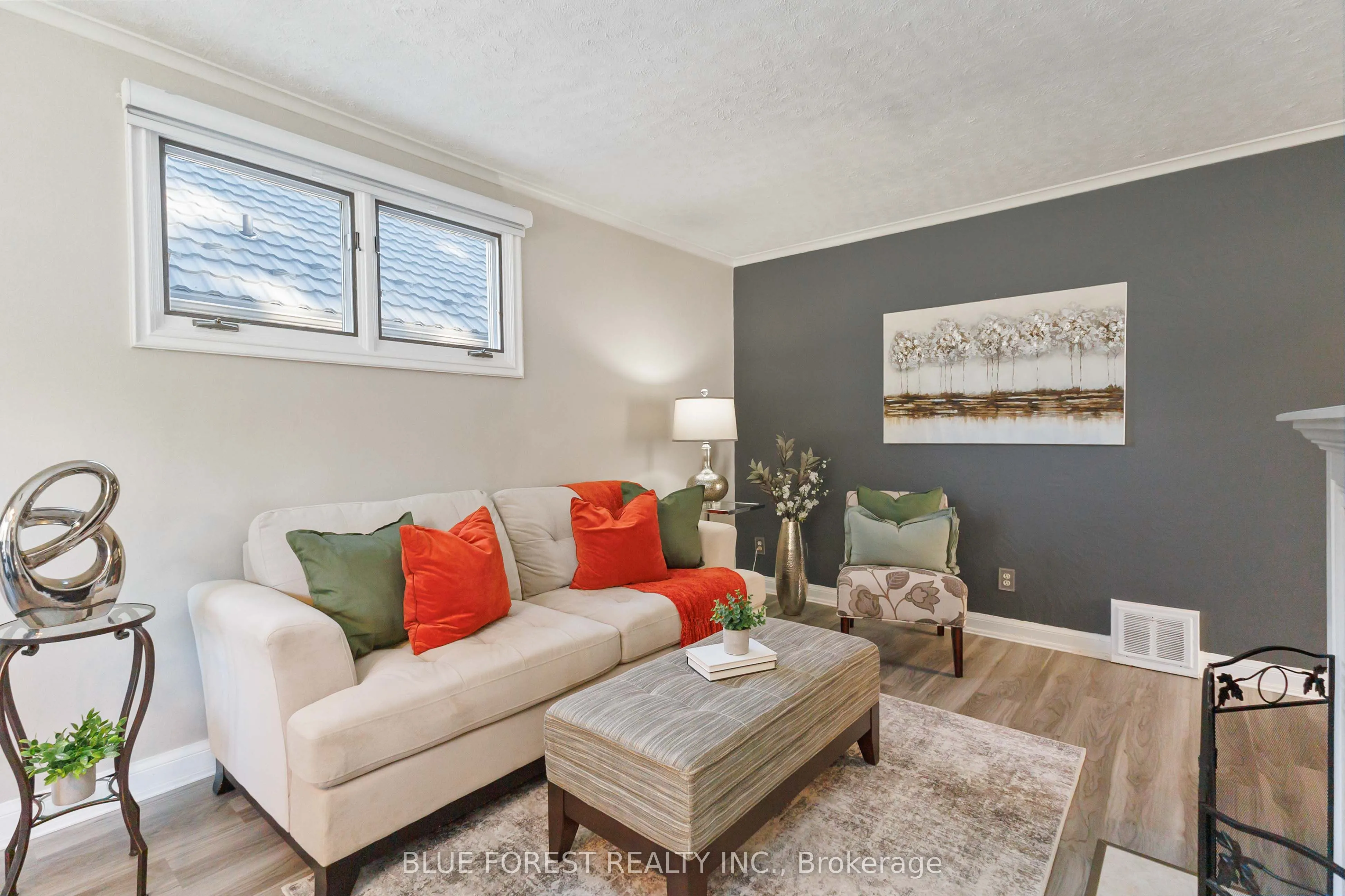 49 Raywood Avenue