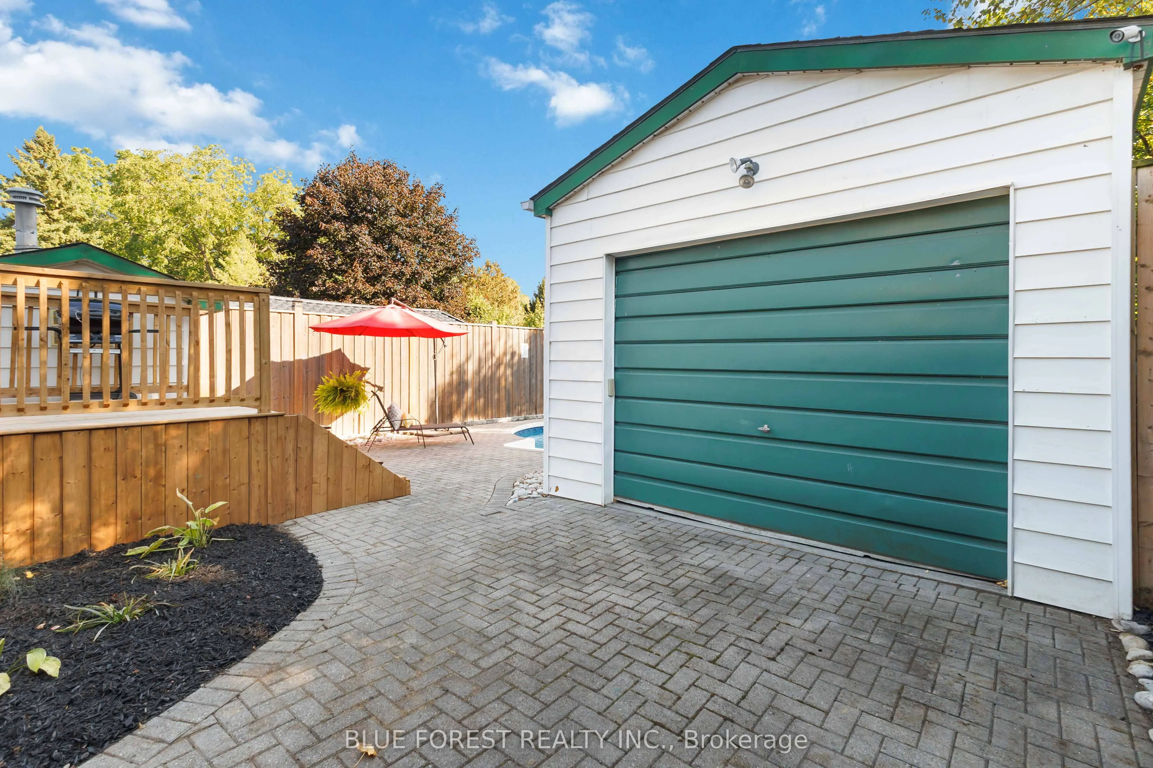 49 Raywood Avenue