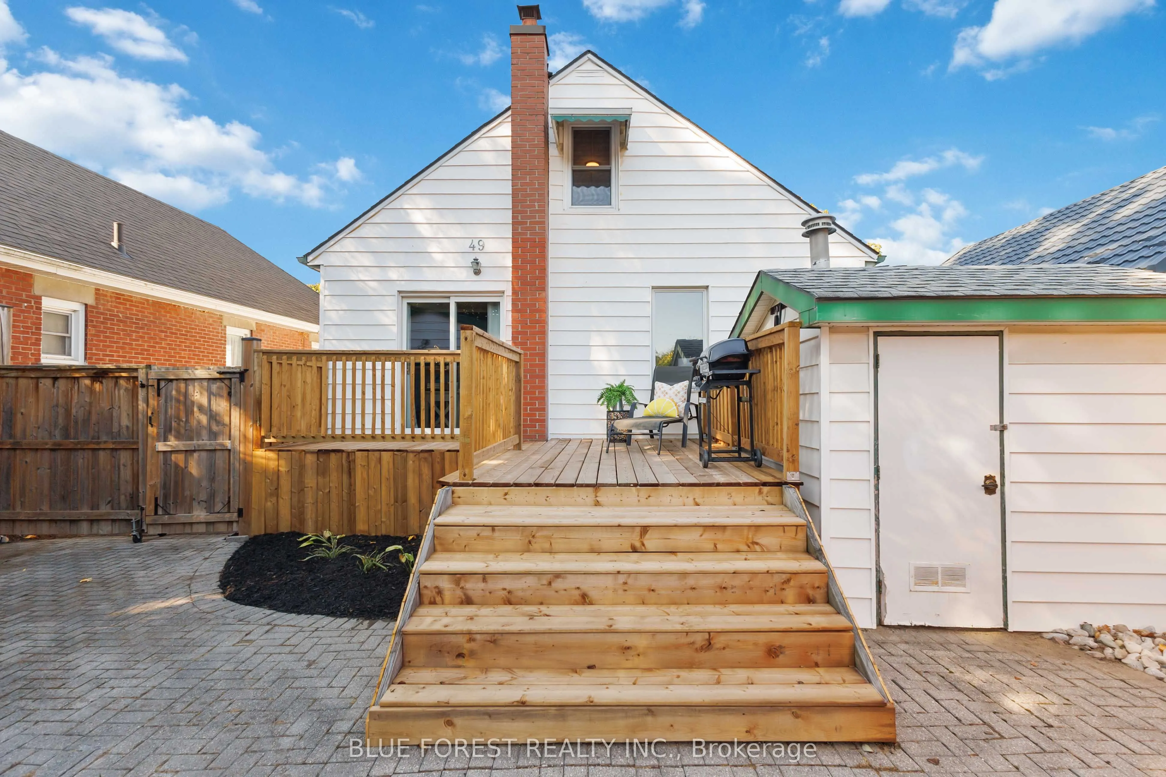 49 Raywood Avenue