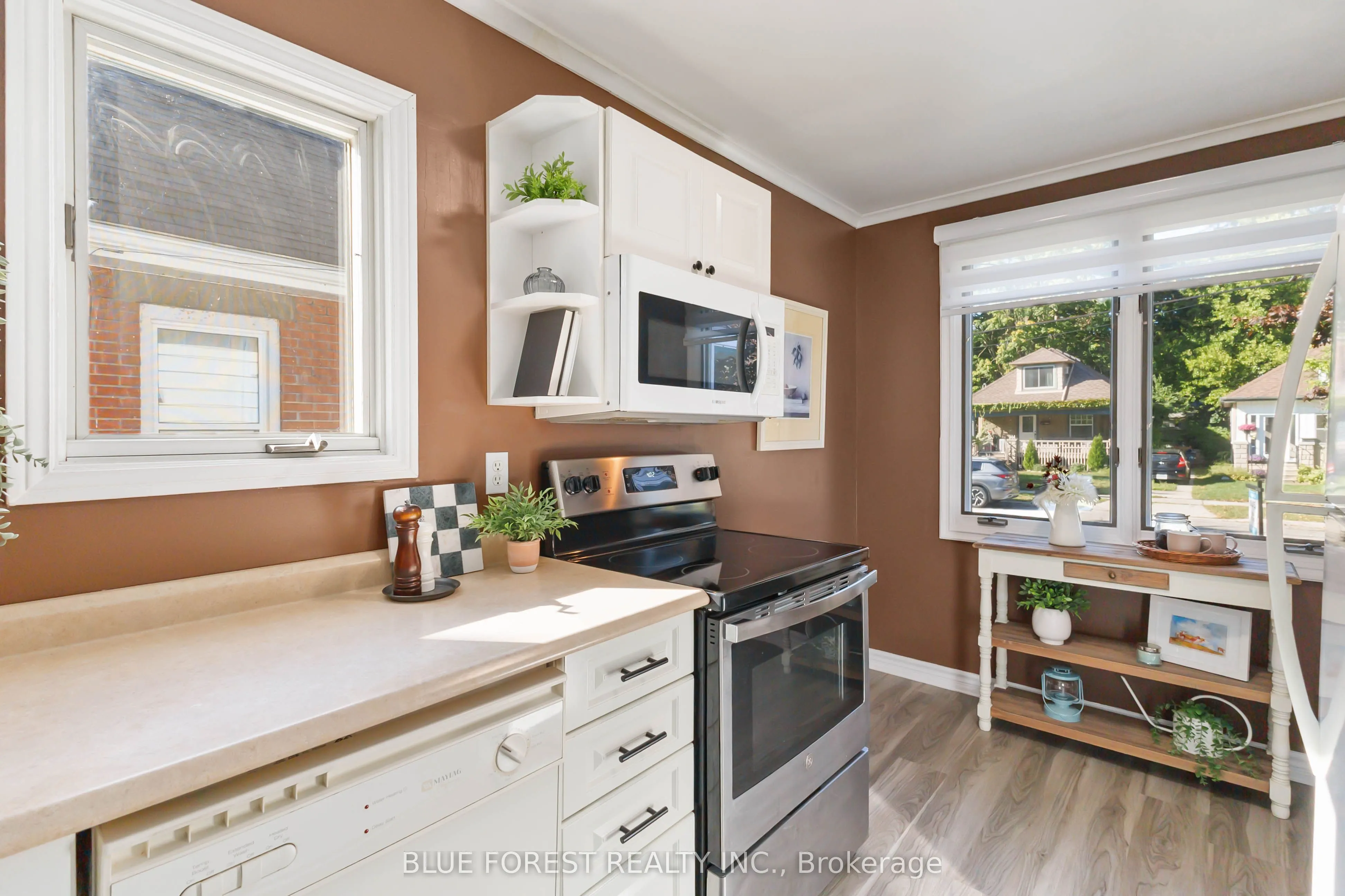 49 Raywood Avenue