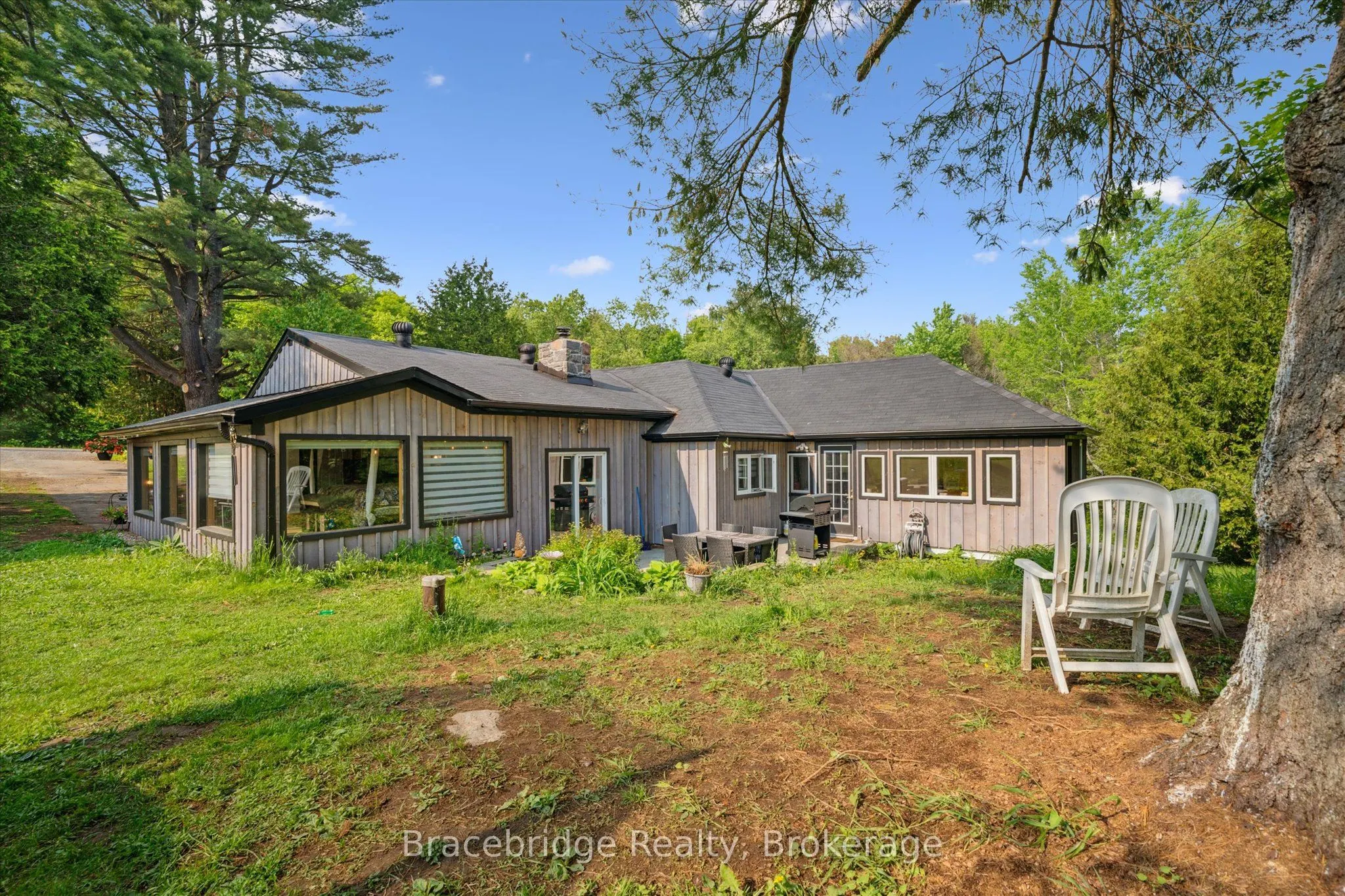 1151 Beatrice Twn Line
