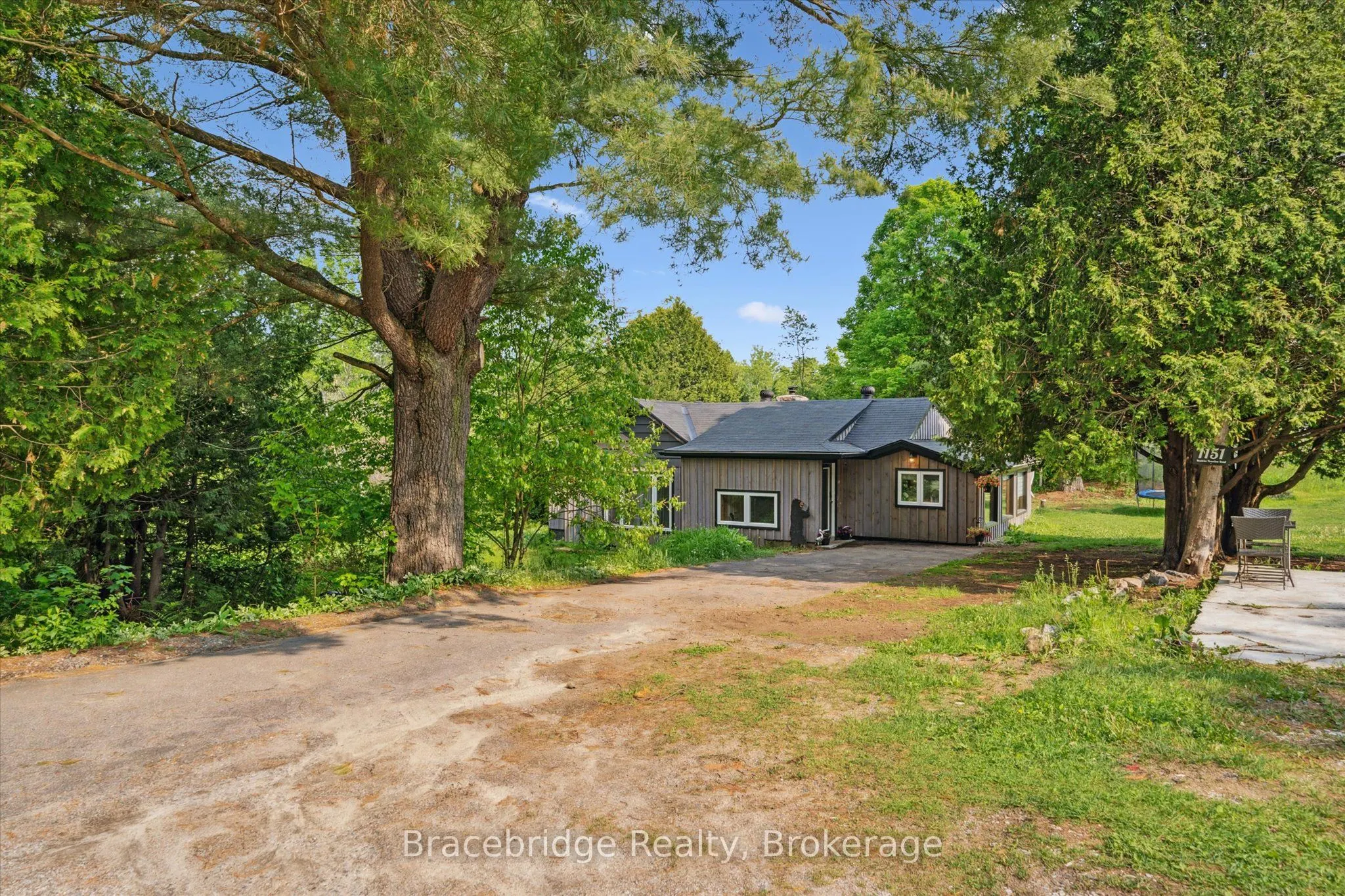 1151 Beatrice Twn Line
