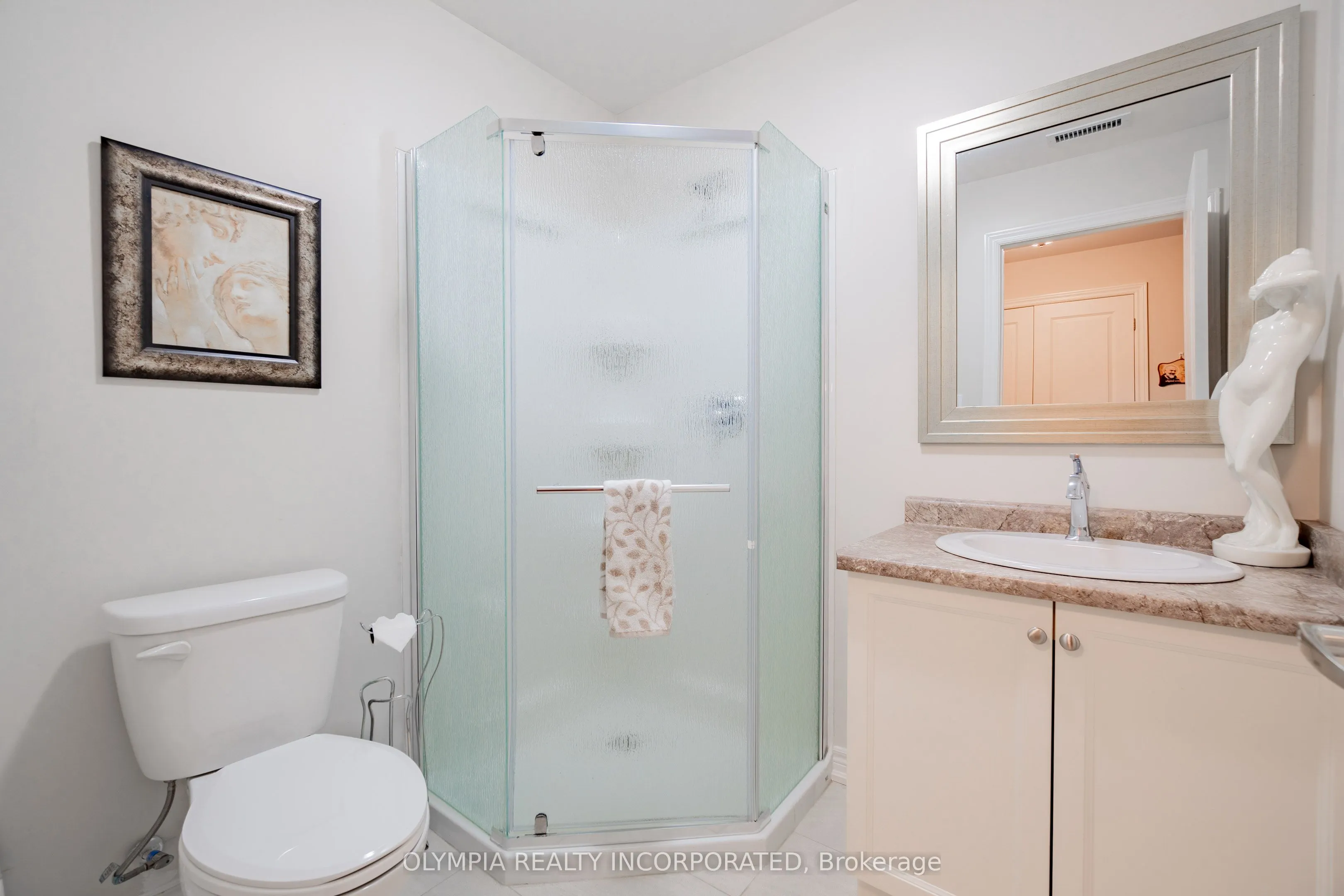 4464 Pettit Avenue, #117