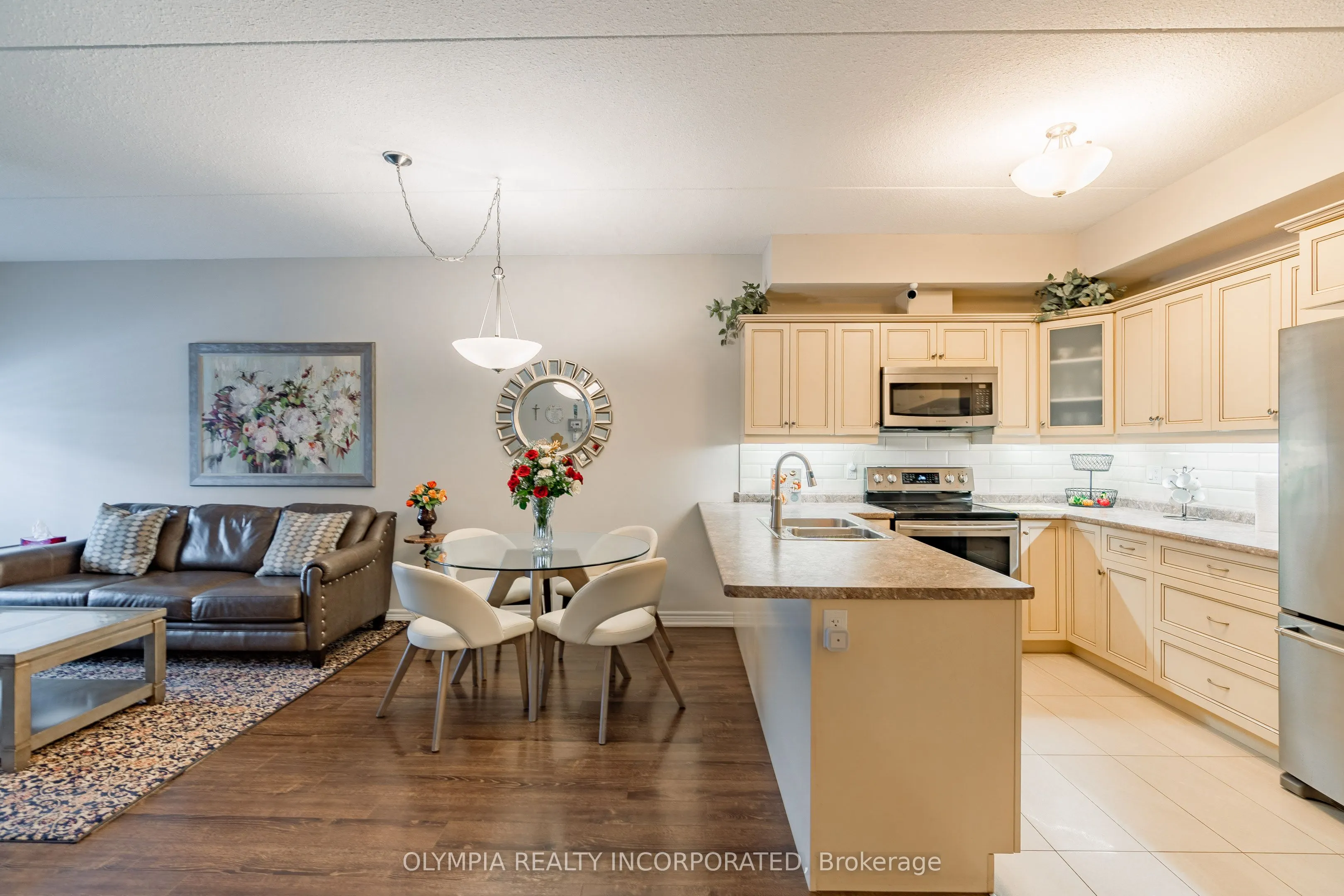 4464 Pettit Avenue, #117