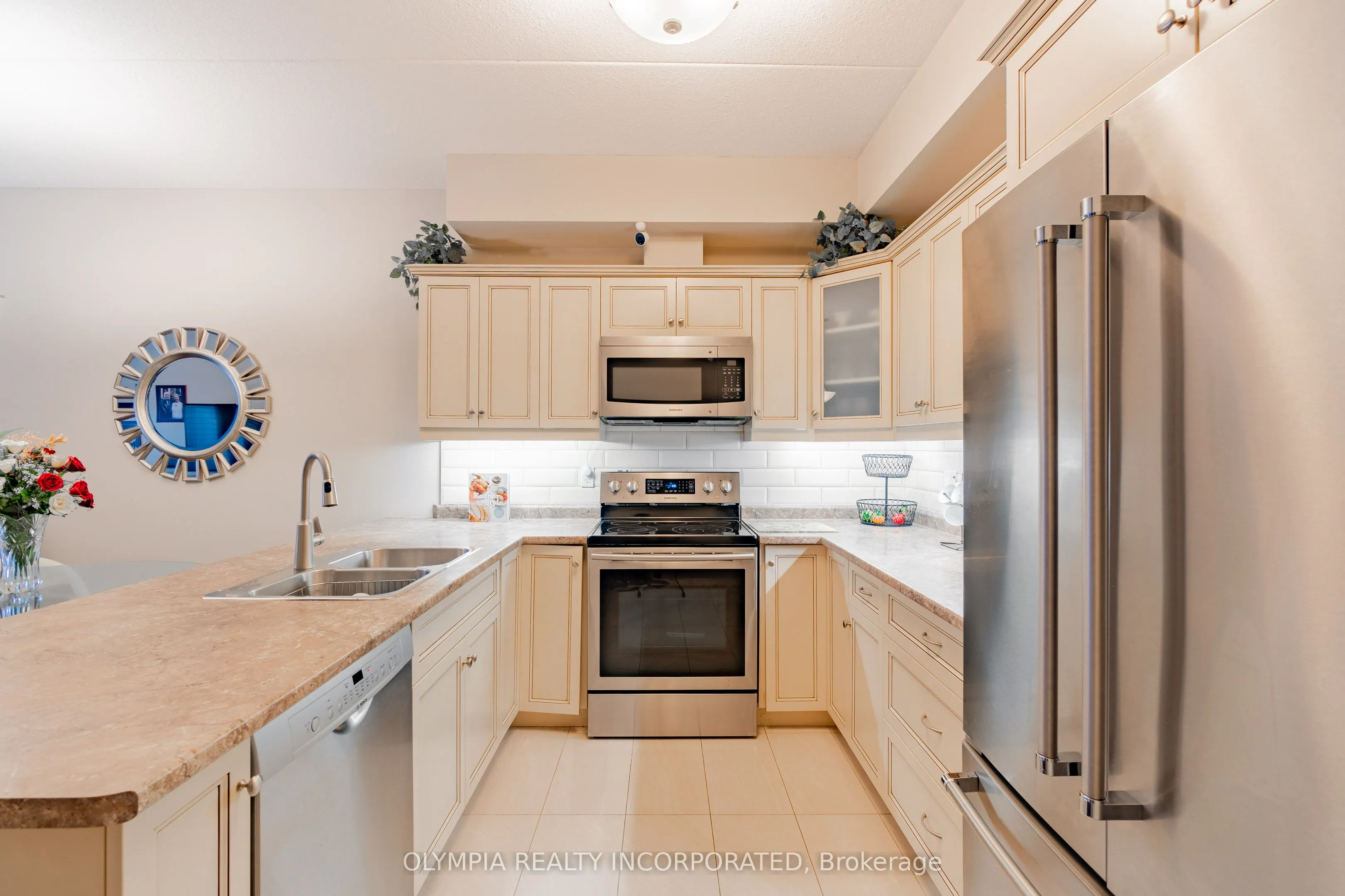 4464 Pettit Avenue, #117