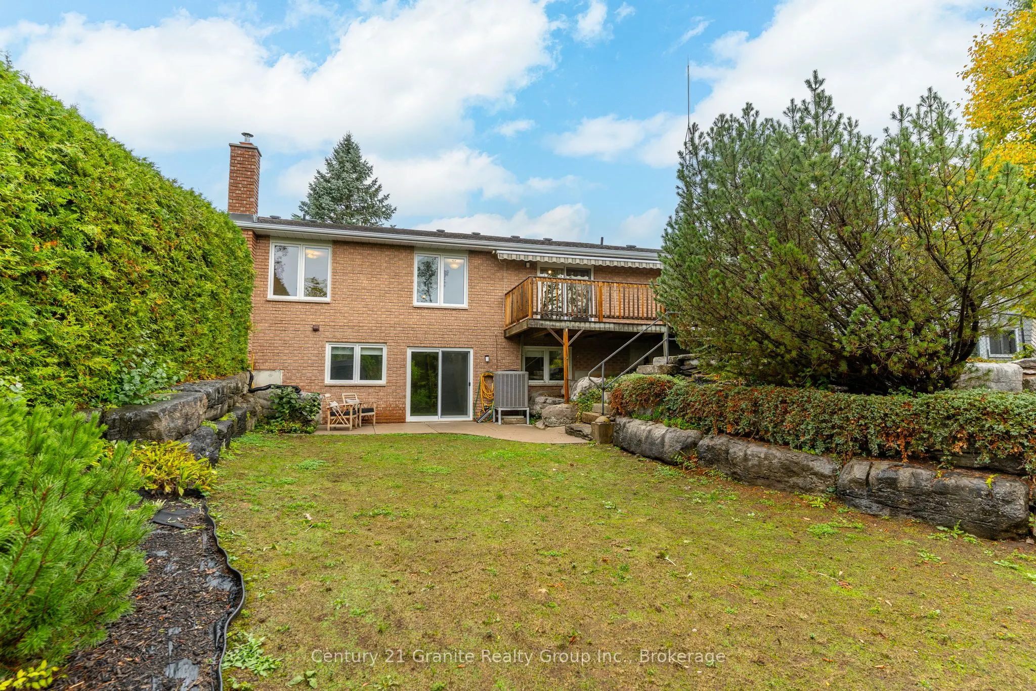 34 Cedartree Lane
