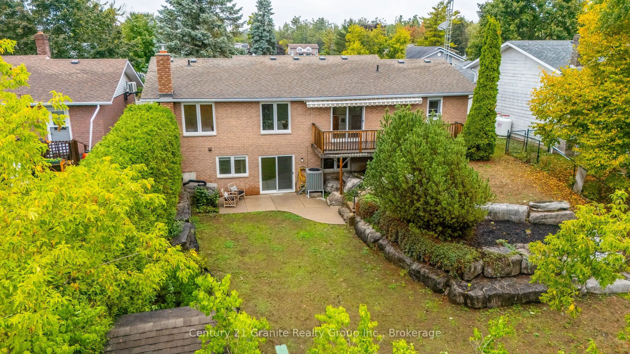 34 Cedartree Lane