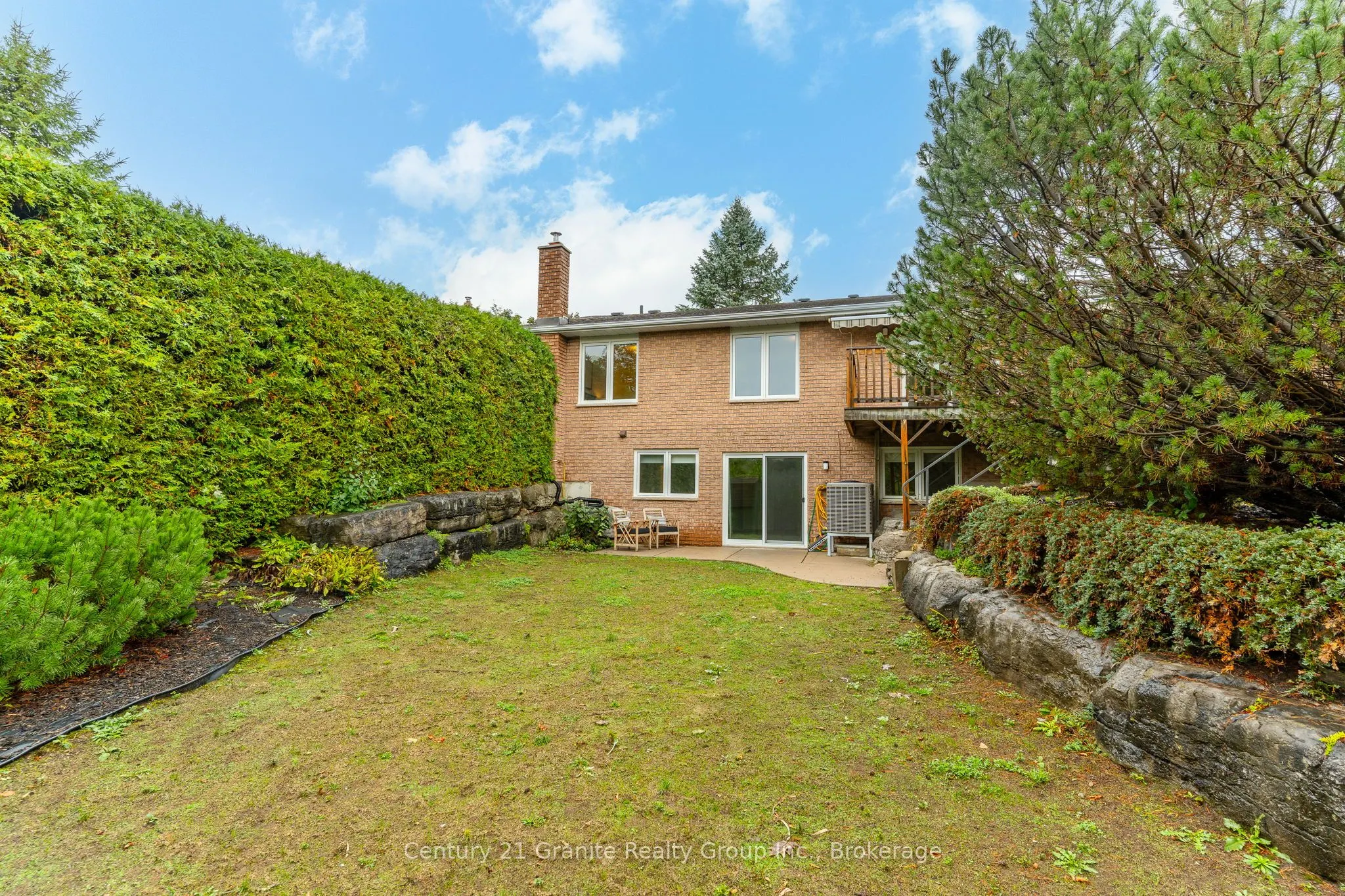 34 Cedartree Lane