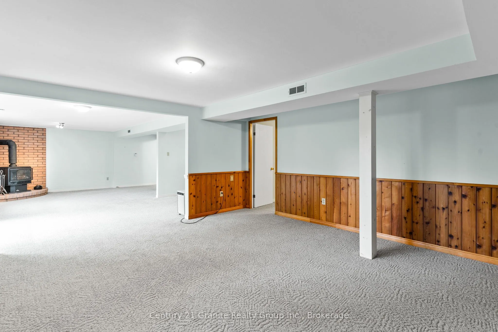 34 Cedartree Lane