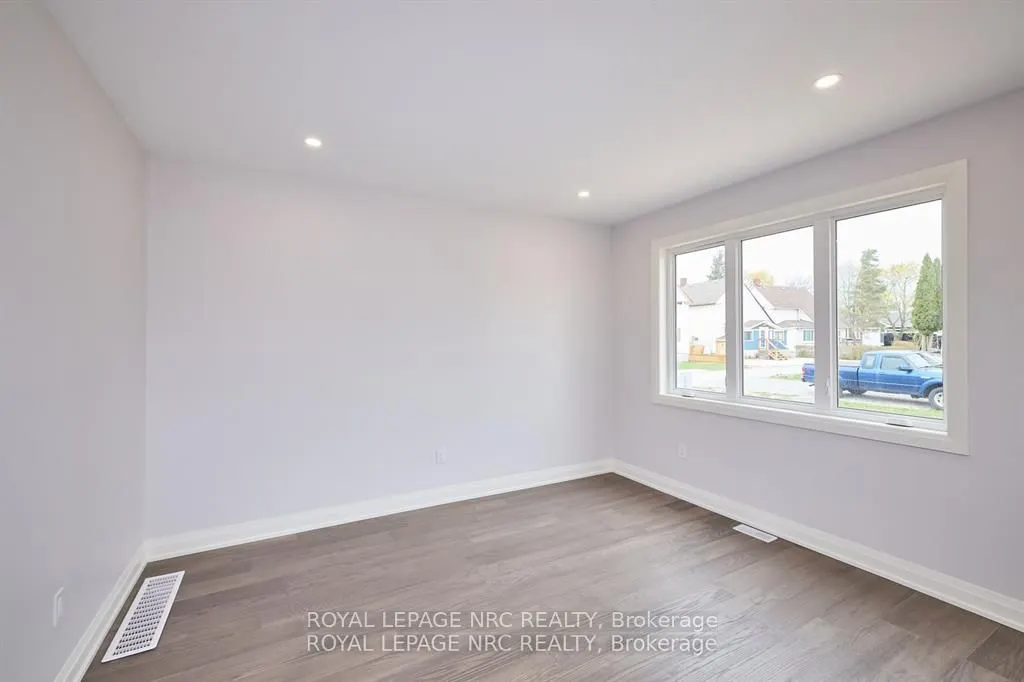 149 Hodgkins Avenue