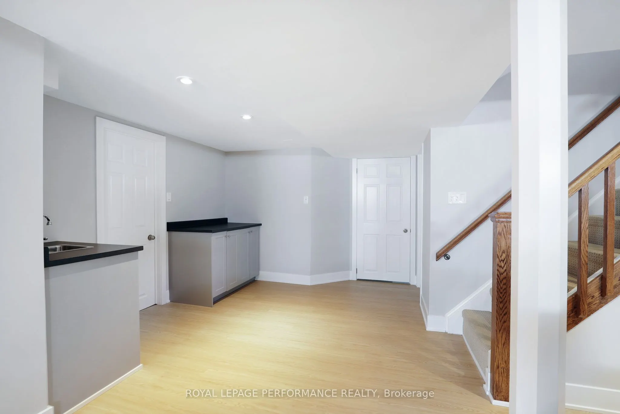 1347 Highgate Road