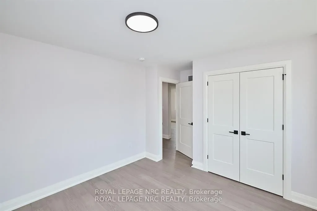 195 Hodgkins Avenue