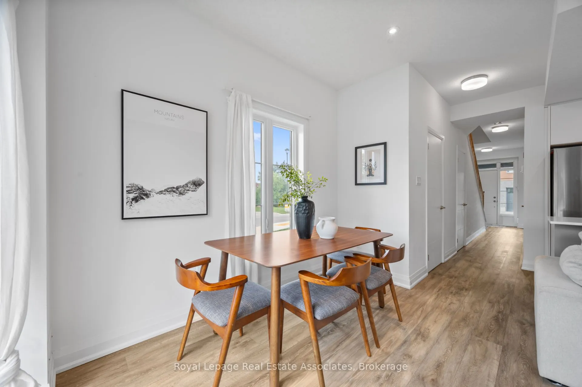 26 Steele Crescent, #24