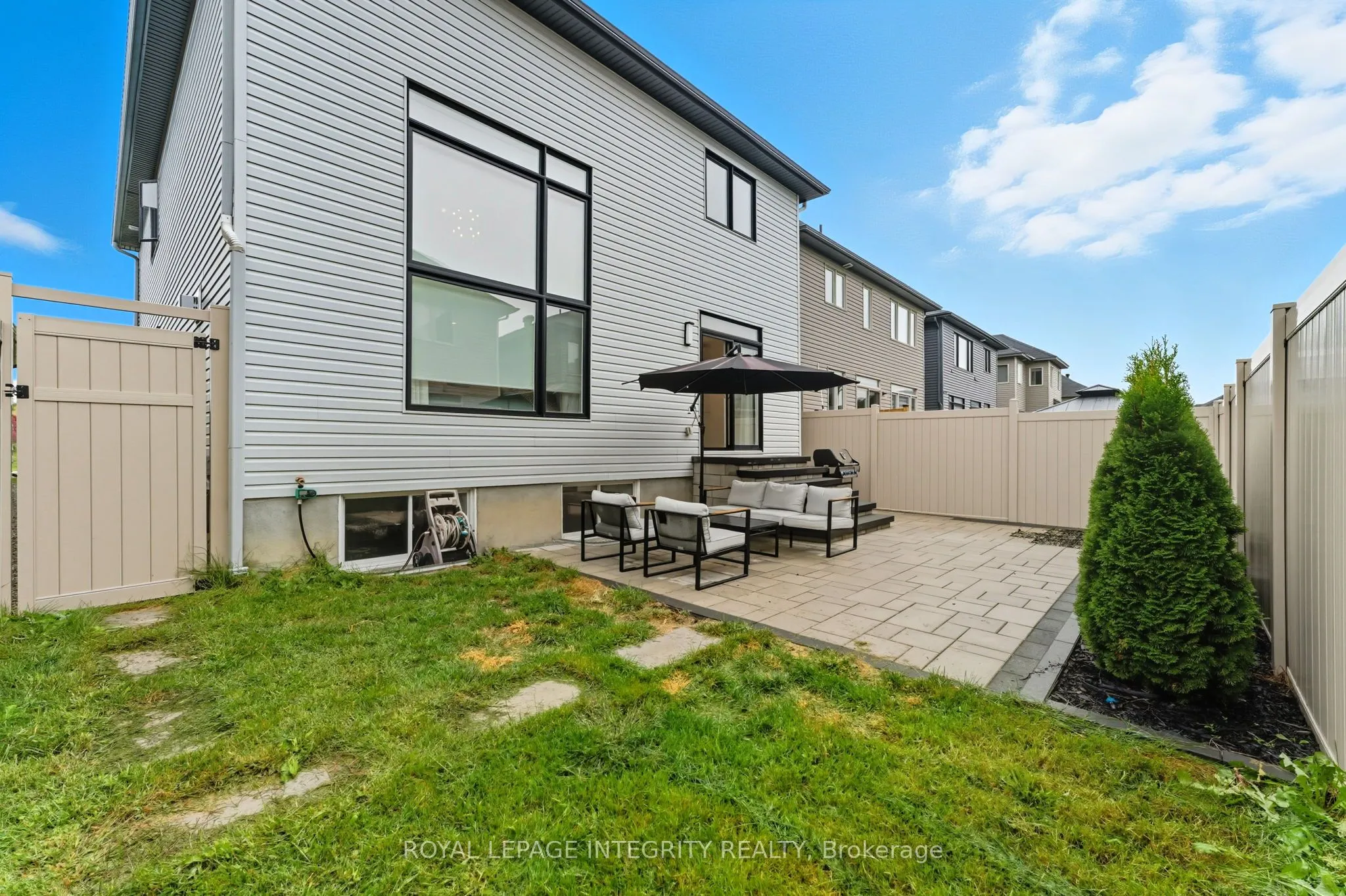 271 Joshua Street
