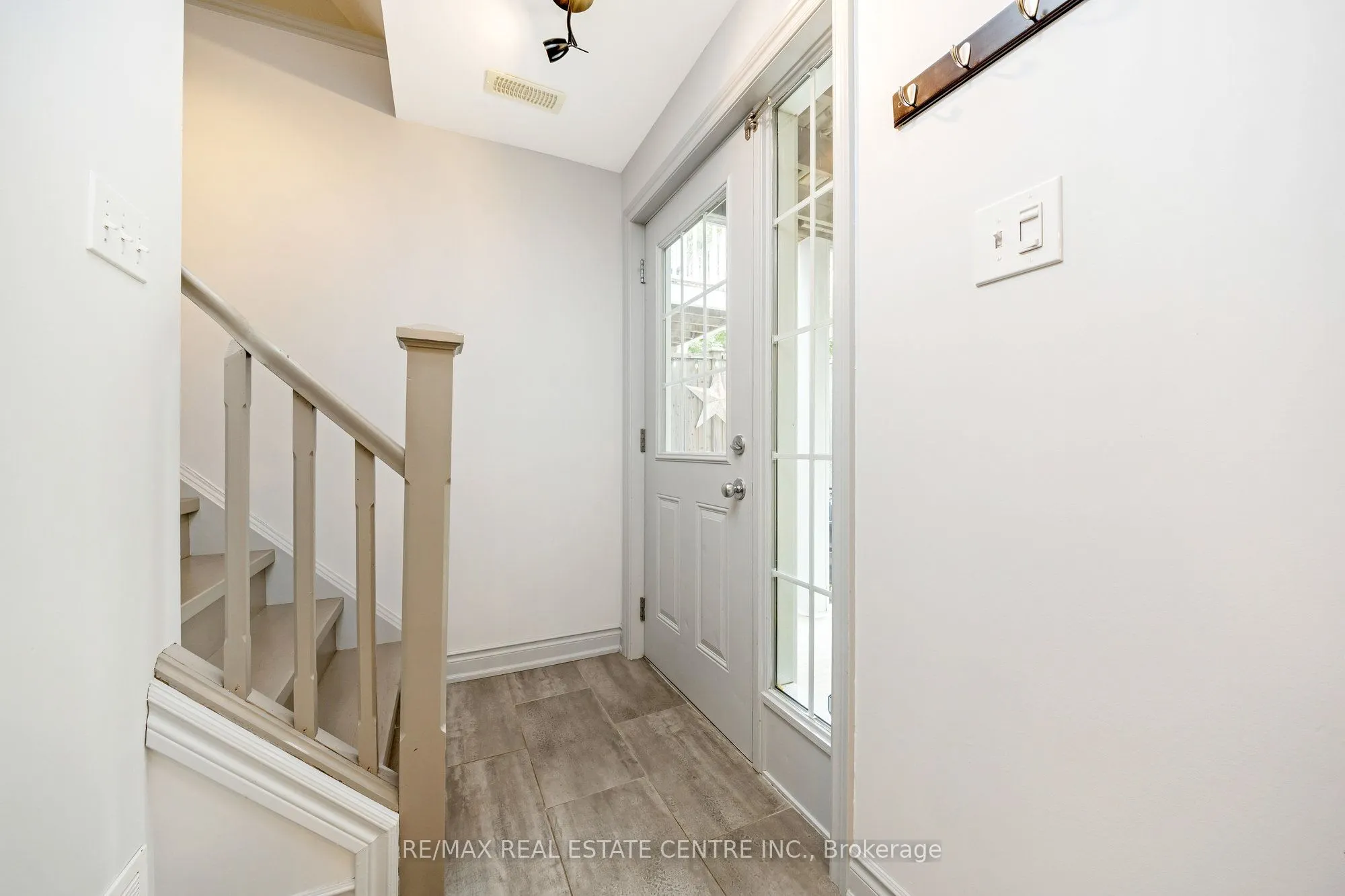 153 Carters Lane