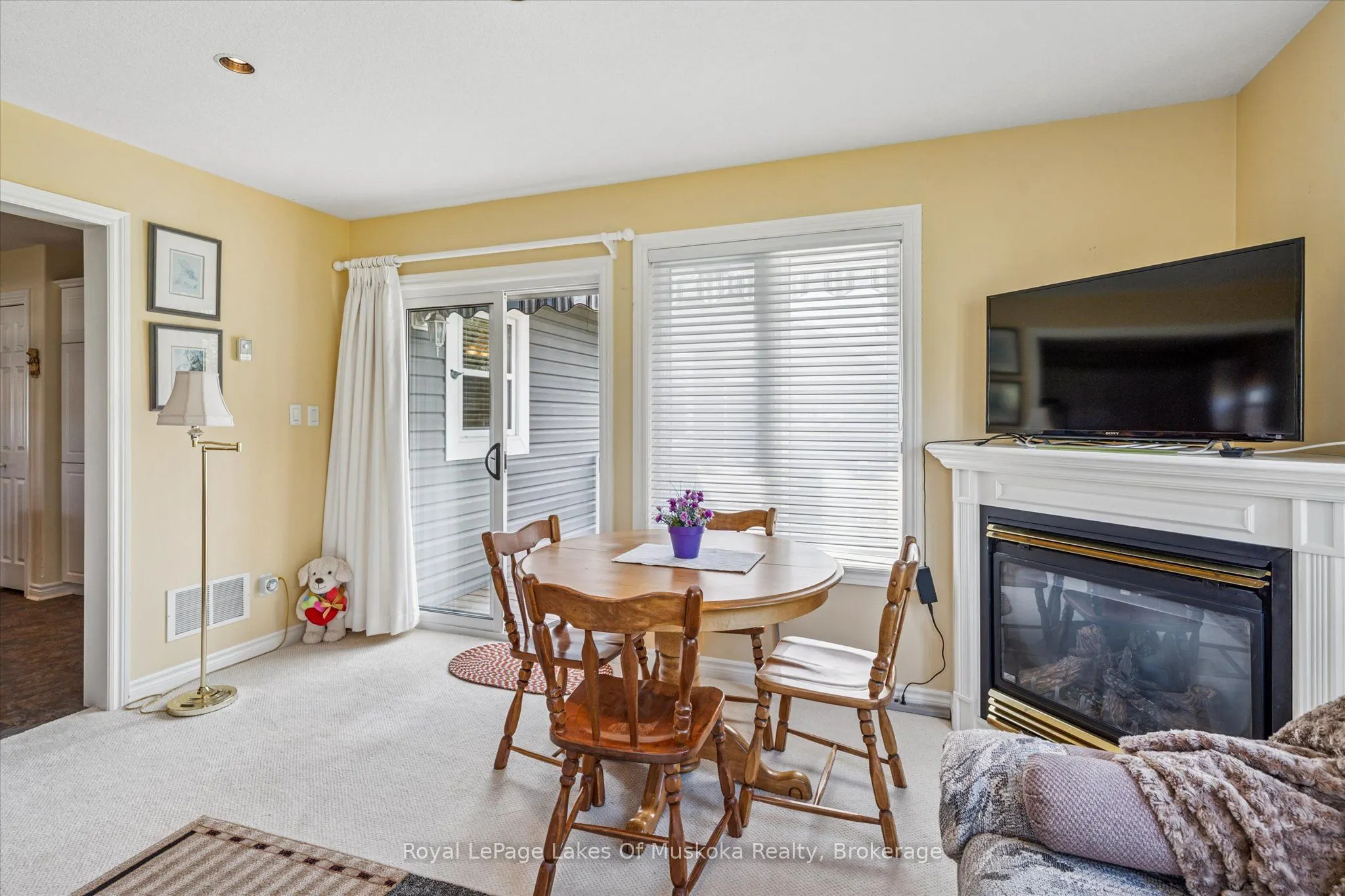 7 Inveraray Court
