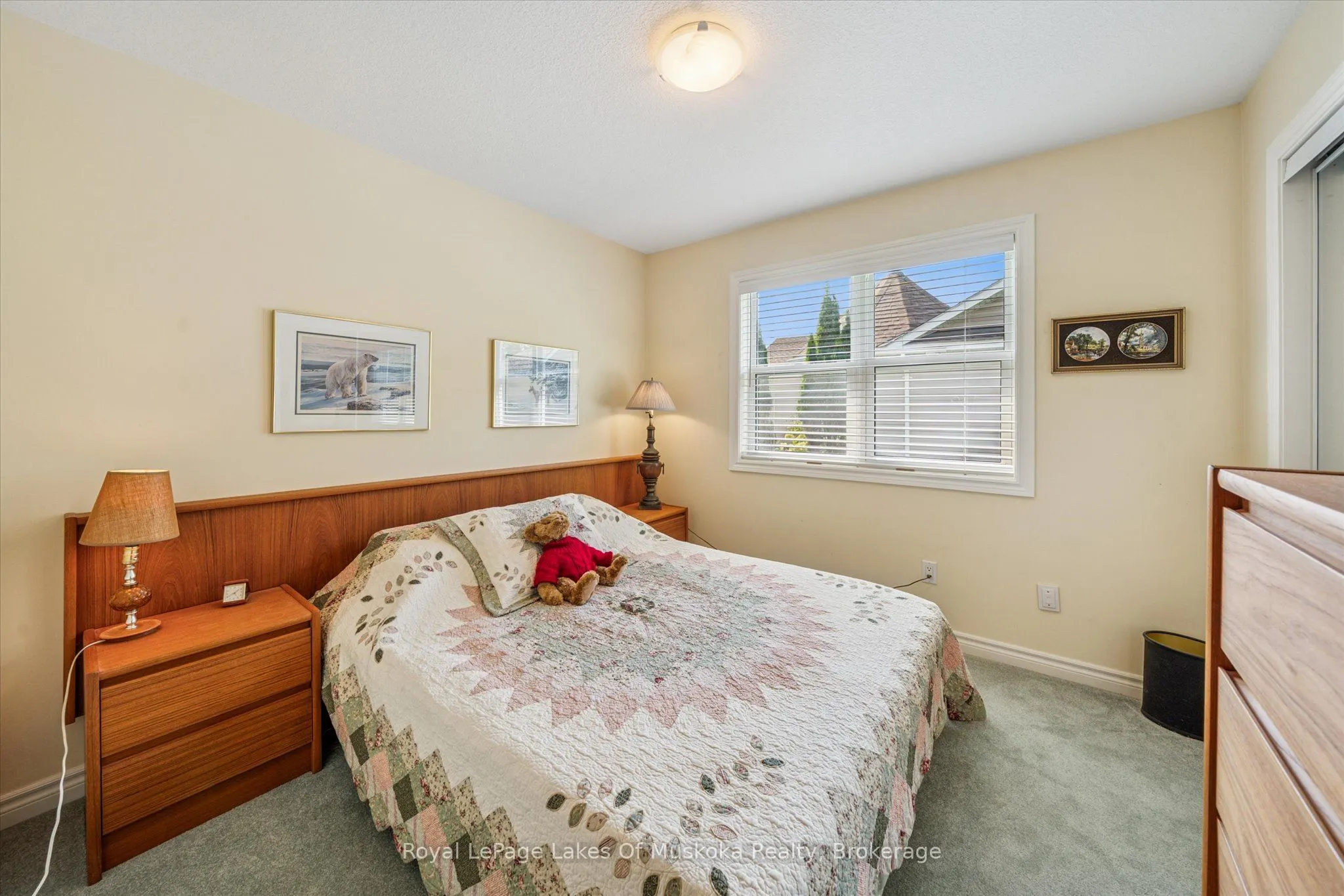 7 Inveraray Court