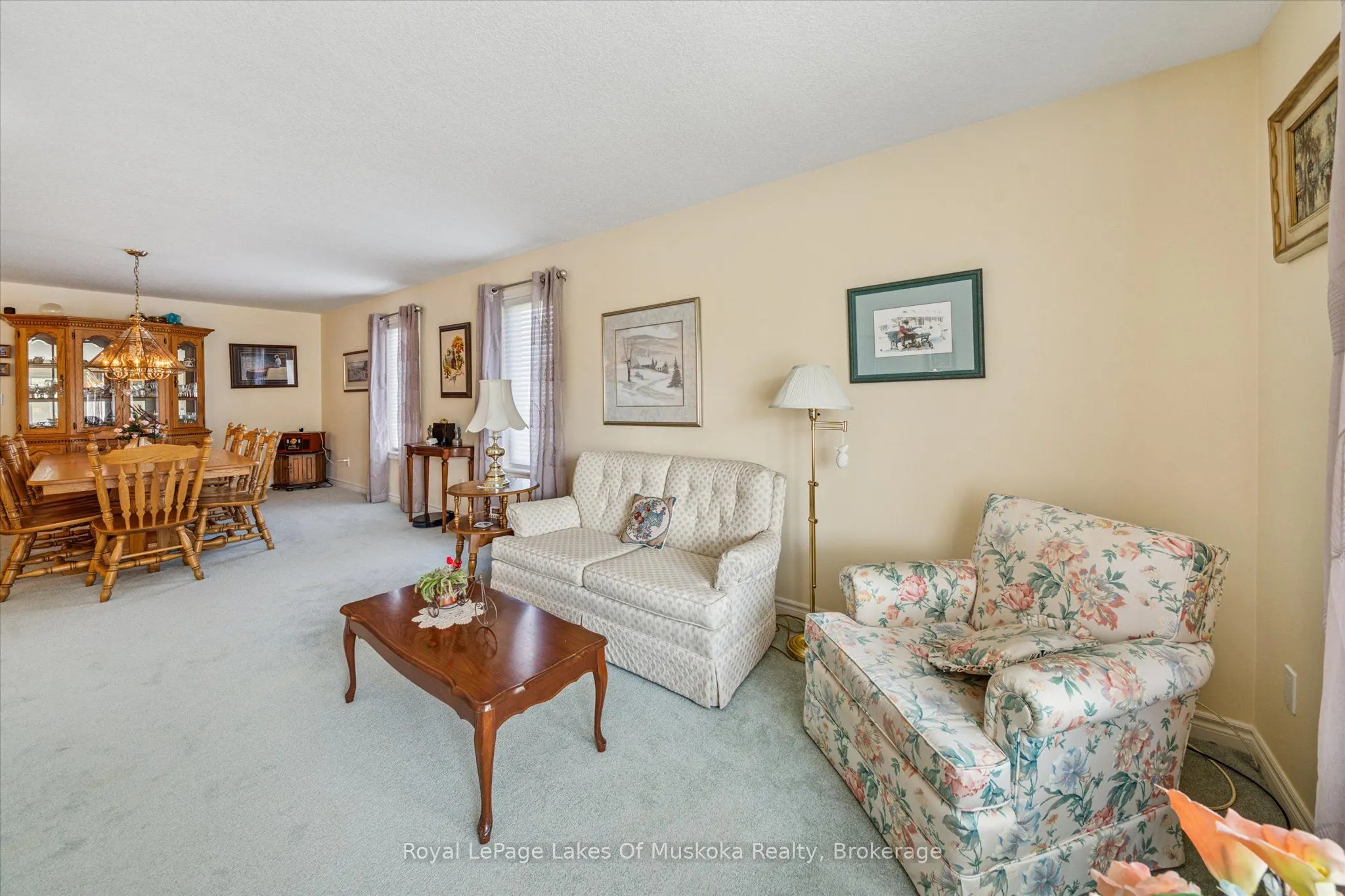 7 Inveraray Court