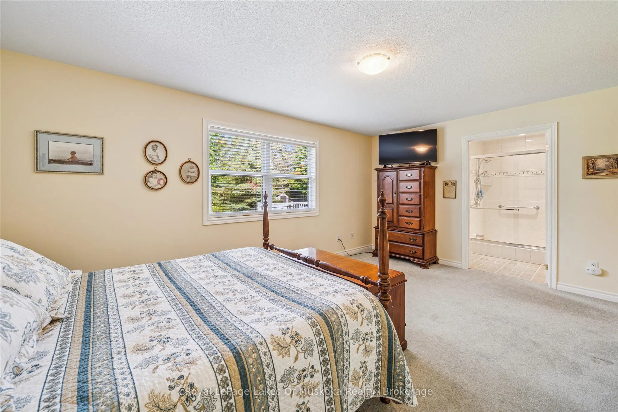 7 Inveraray Court