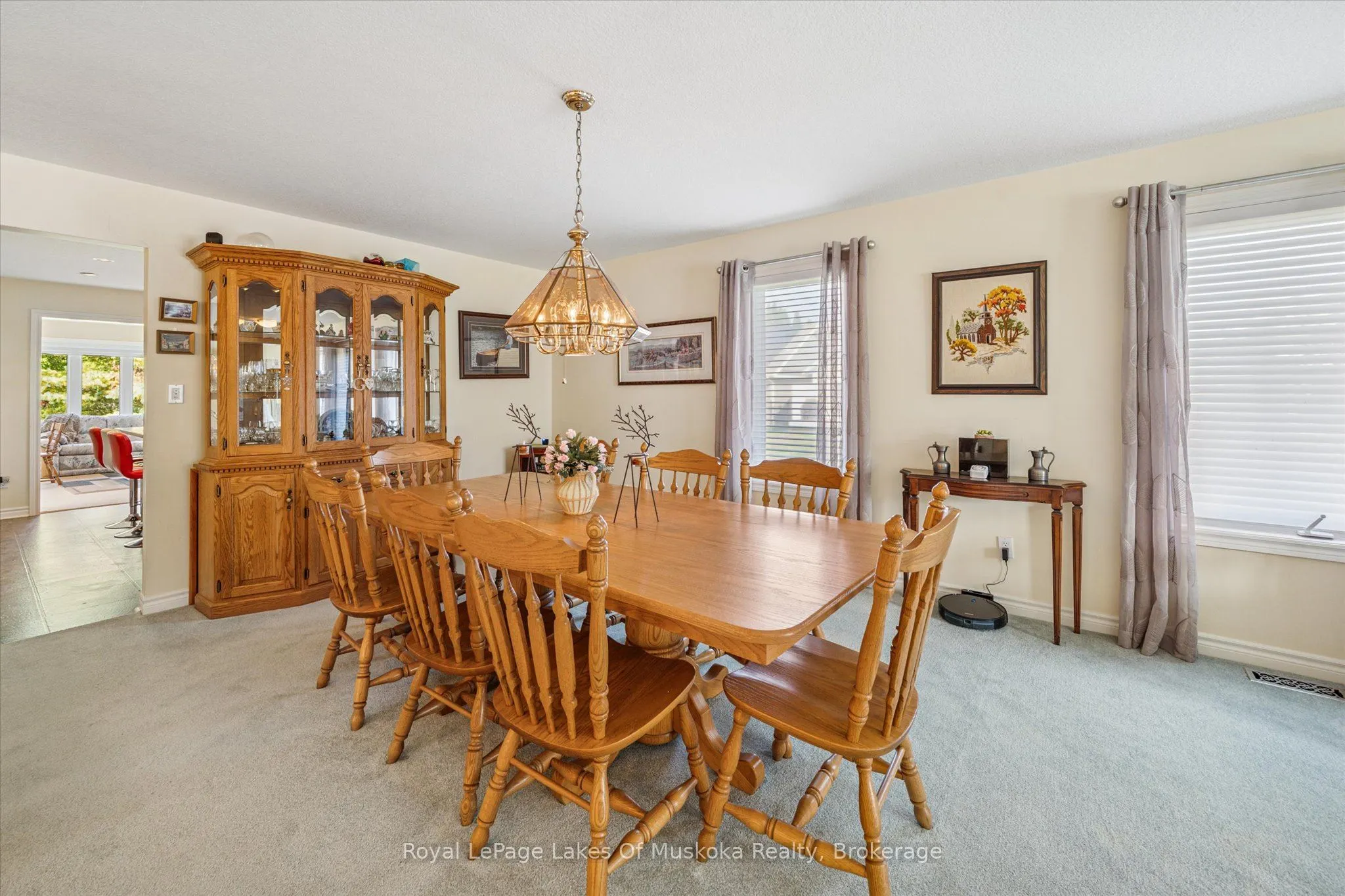 7 Inveraray Court