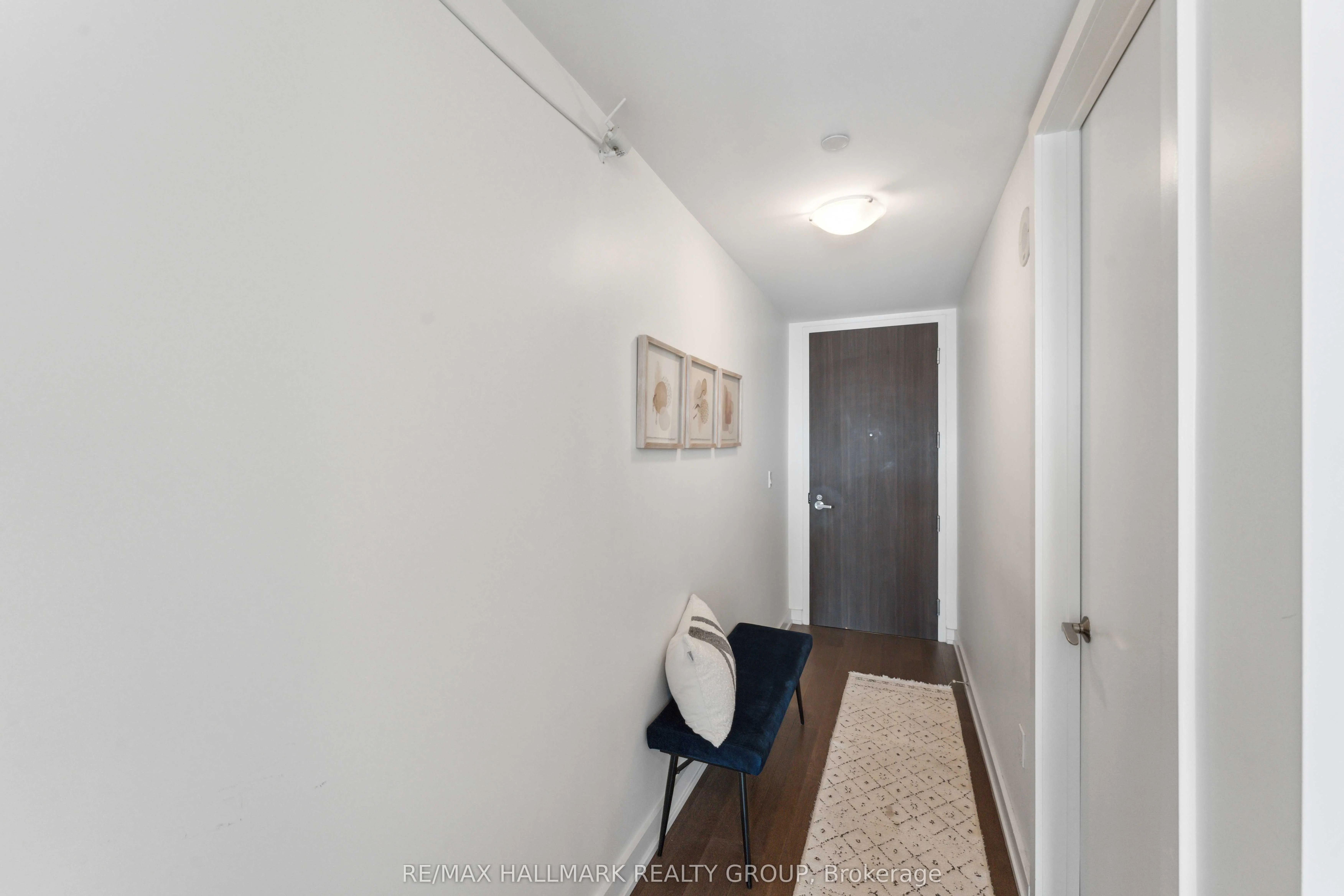 111 Champagne Avenue S, #1602