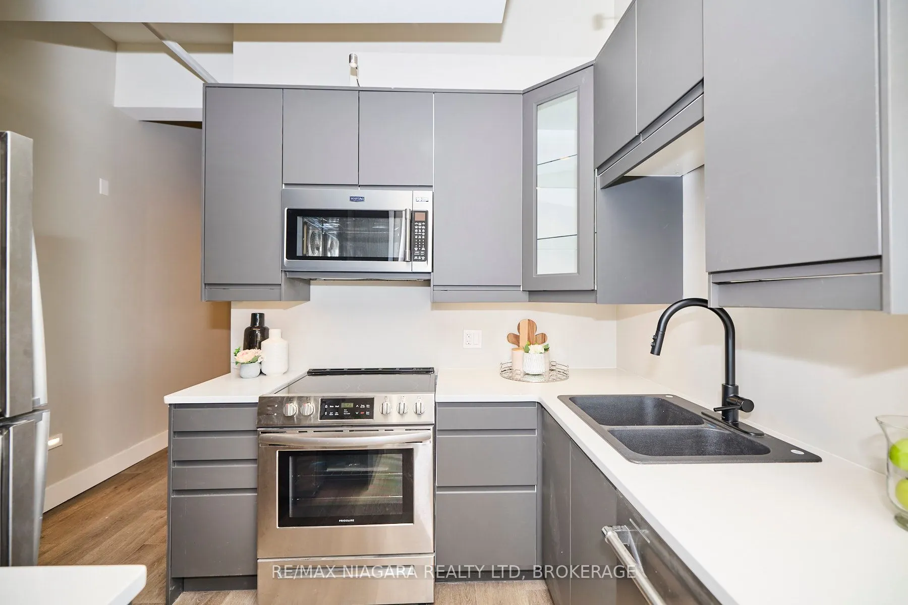 1440 Pelham Street, #201