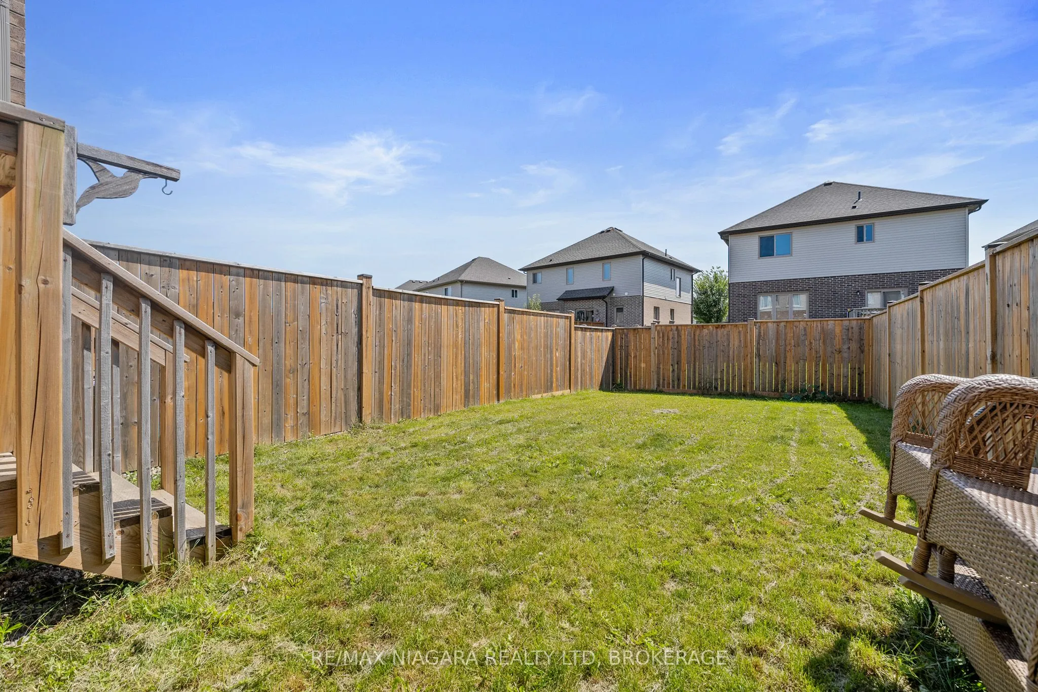 55 SUNSET Way