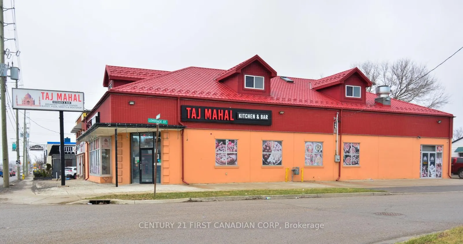 1682 Dundas Street