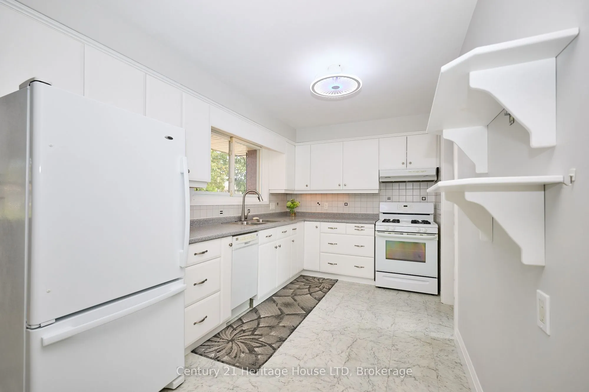18 Princeway Drive