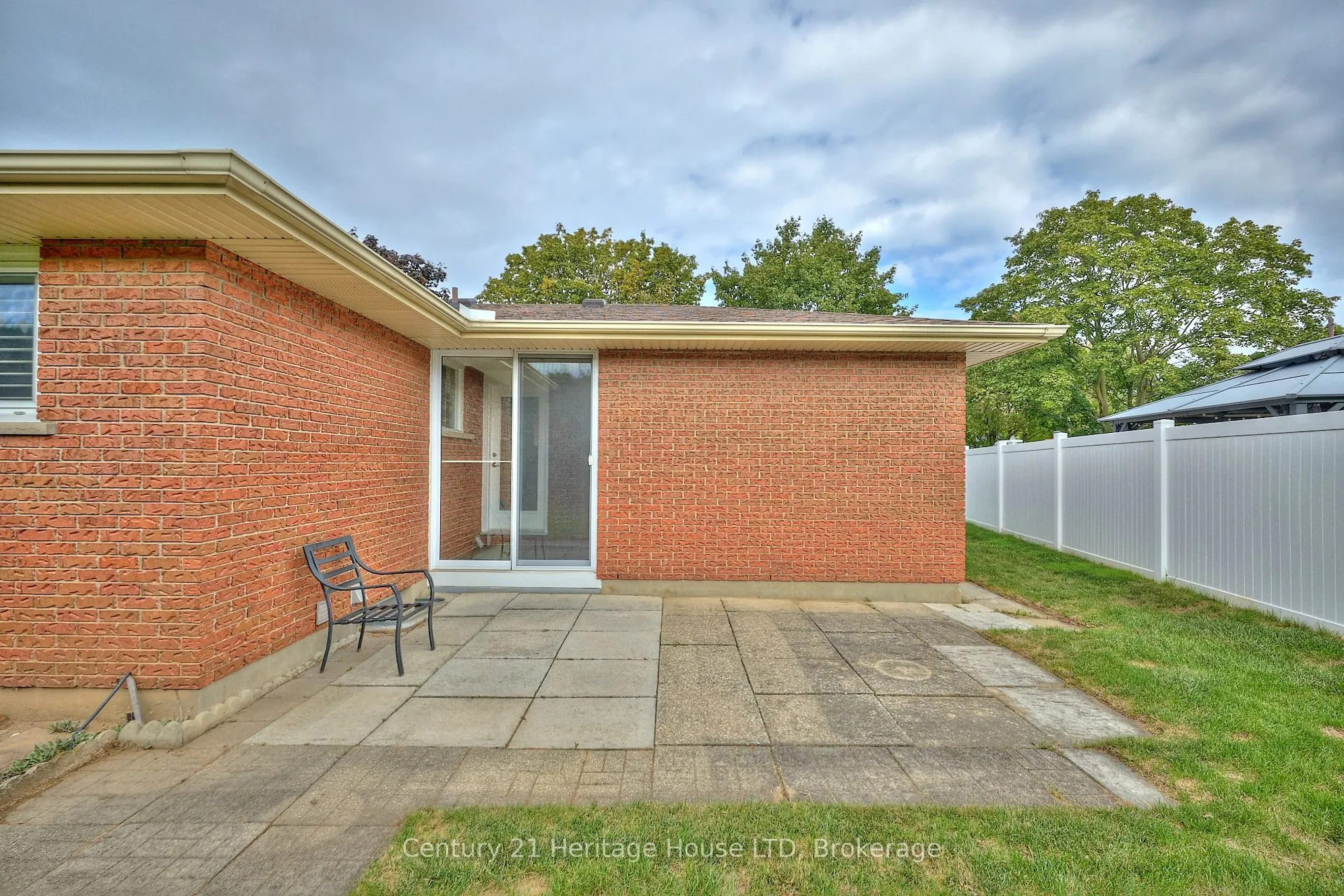 18 Princeway Drive