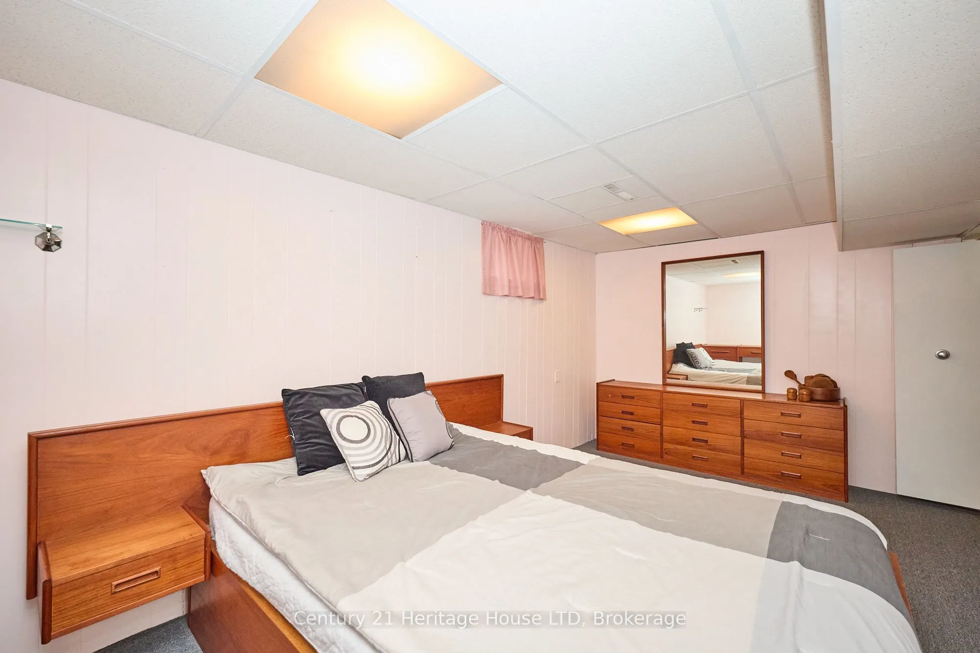 18 Princeway Drive