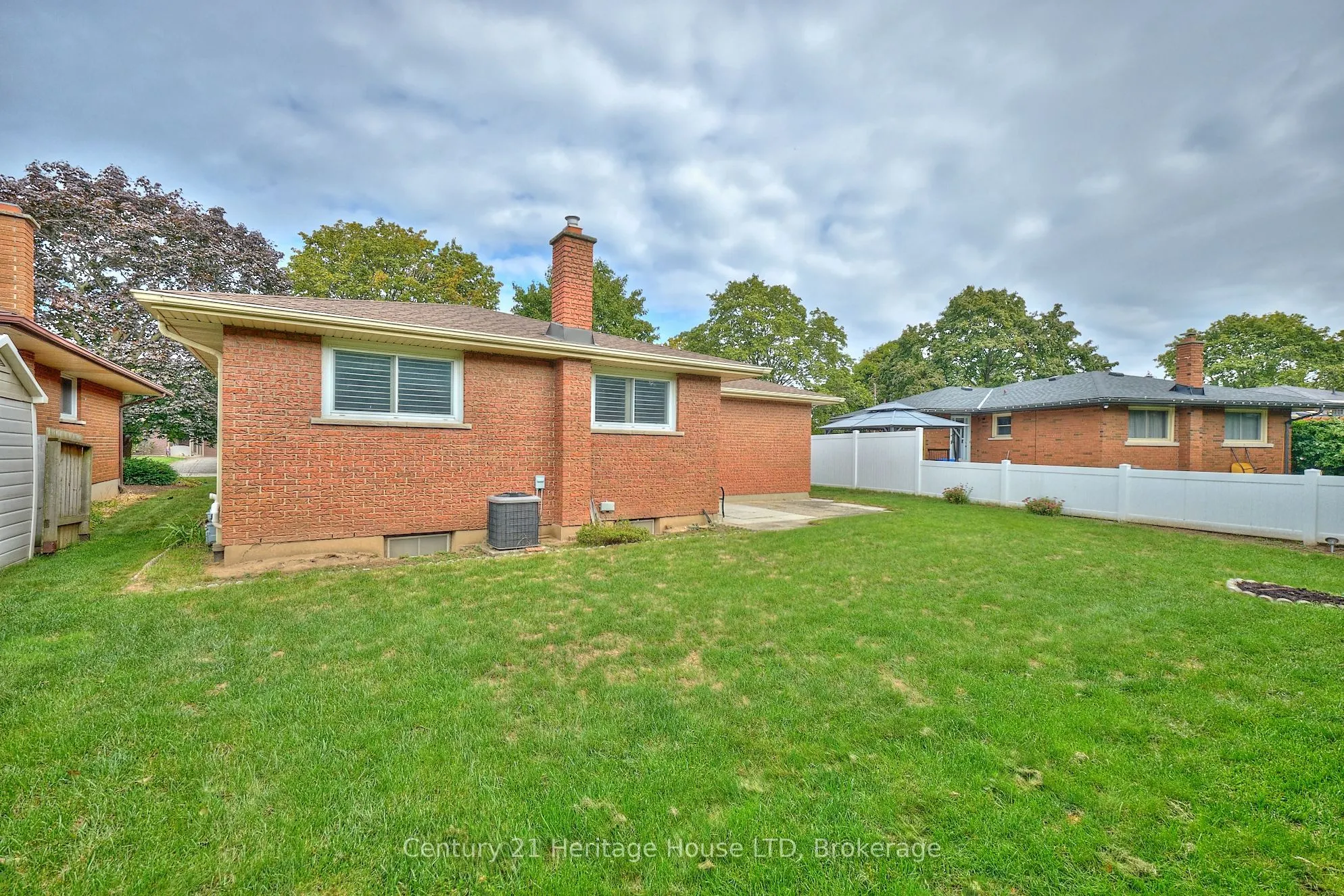 18 Princeway Drive