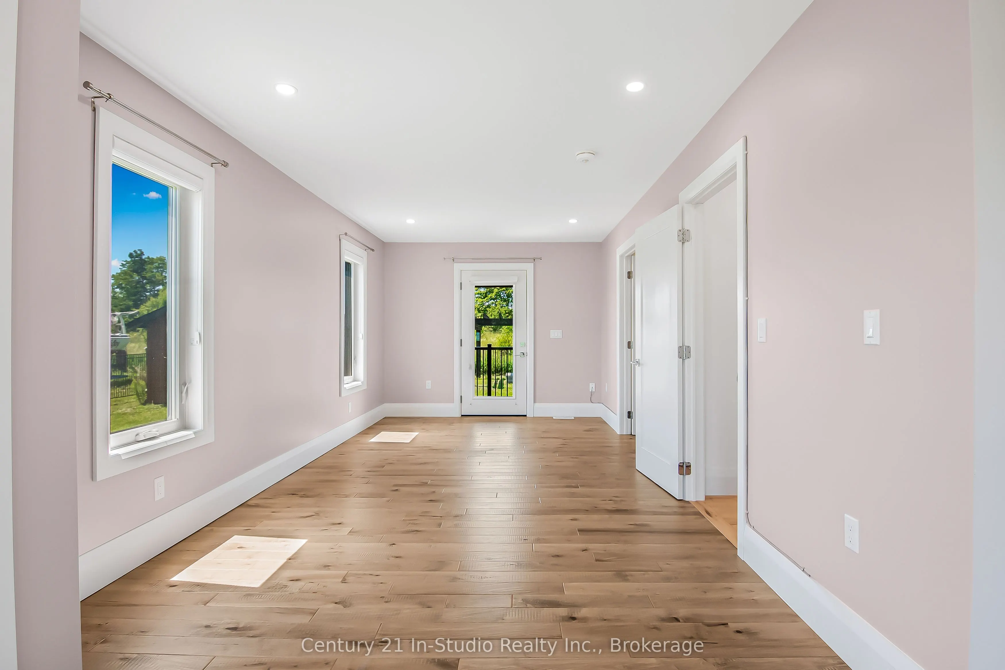 67 Everett Road