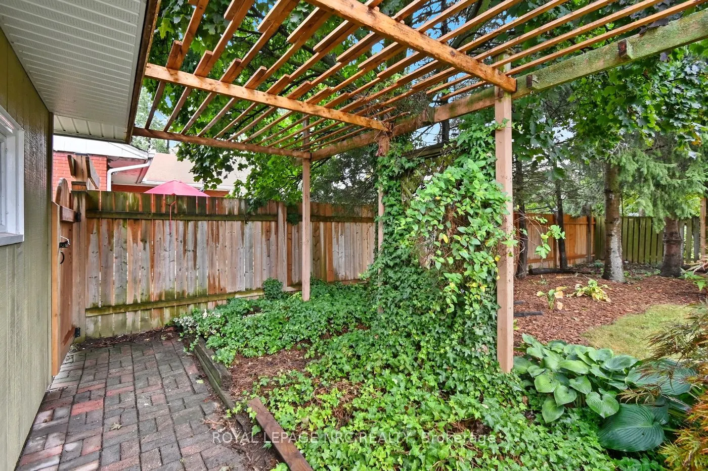 42 Linwood Drive