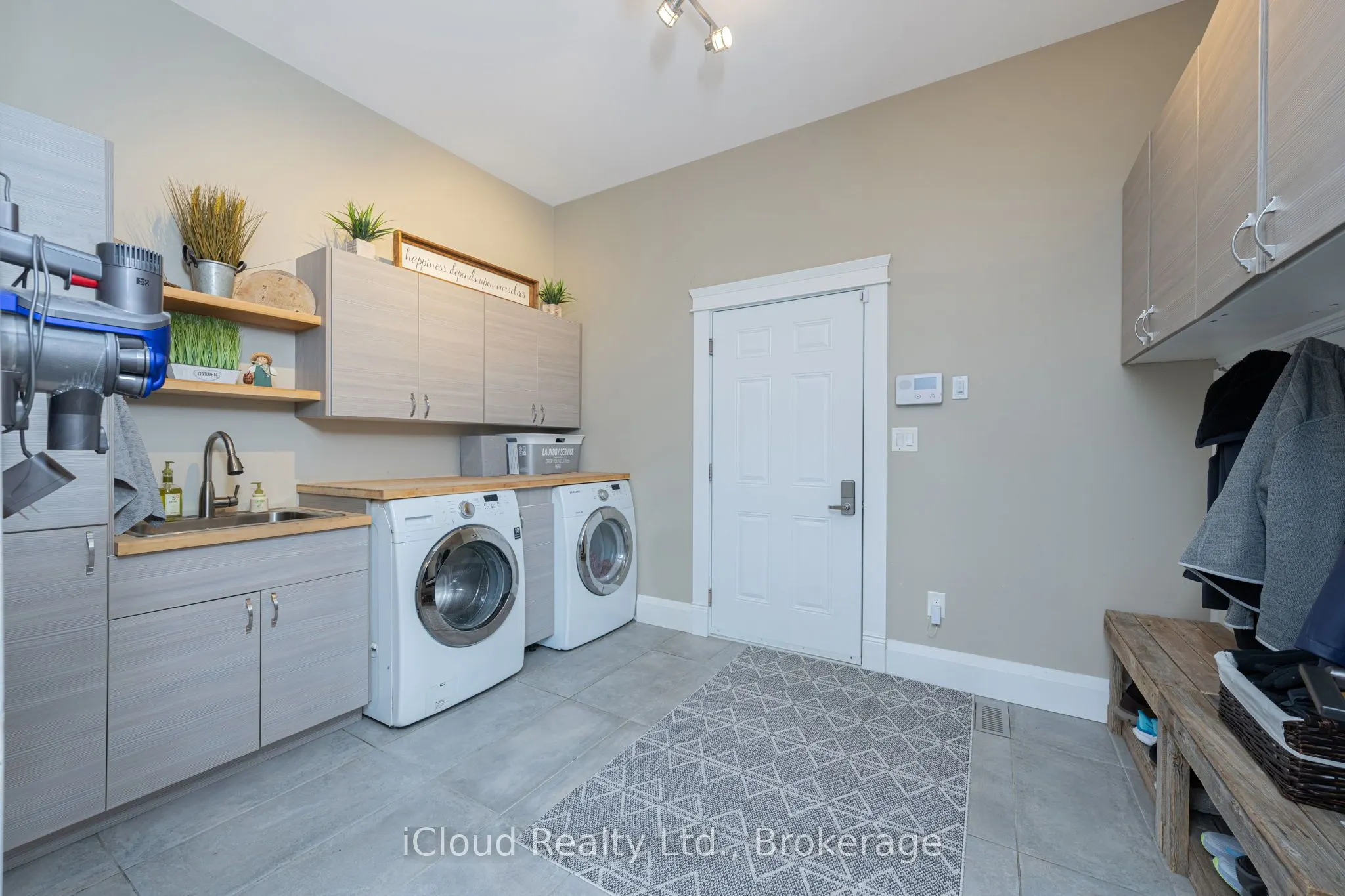 9449 Wellington 22 Road