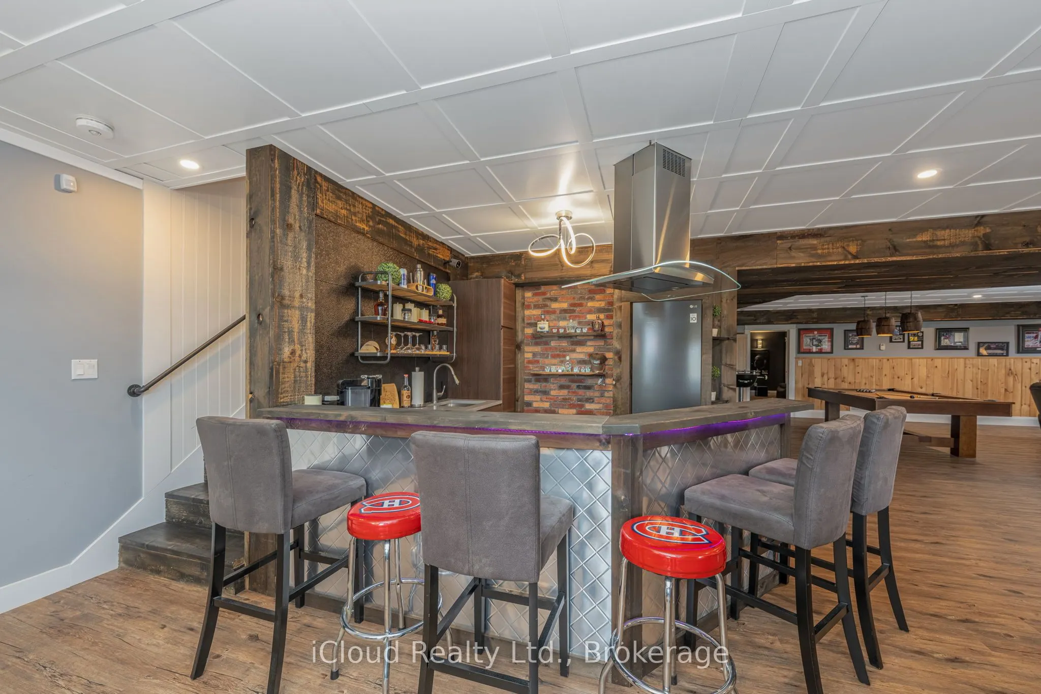 9449 Wellington 22 Road