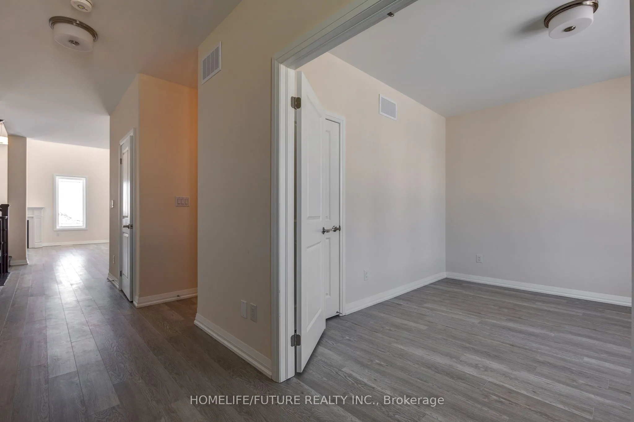 537 Macintosh Grove