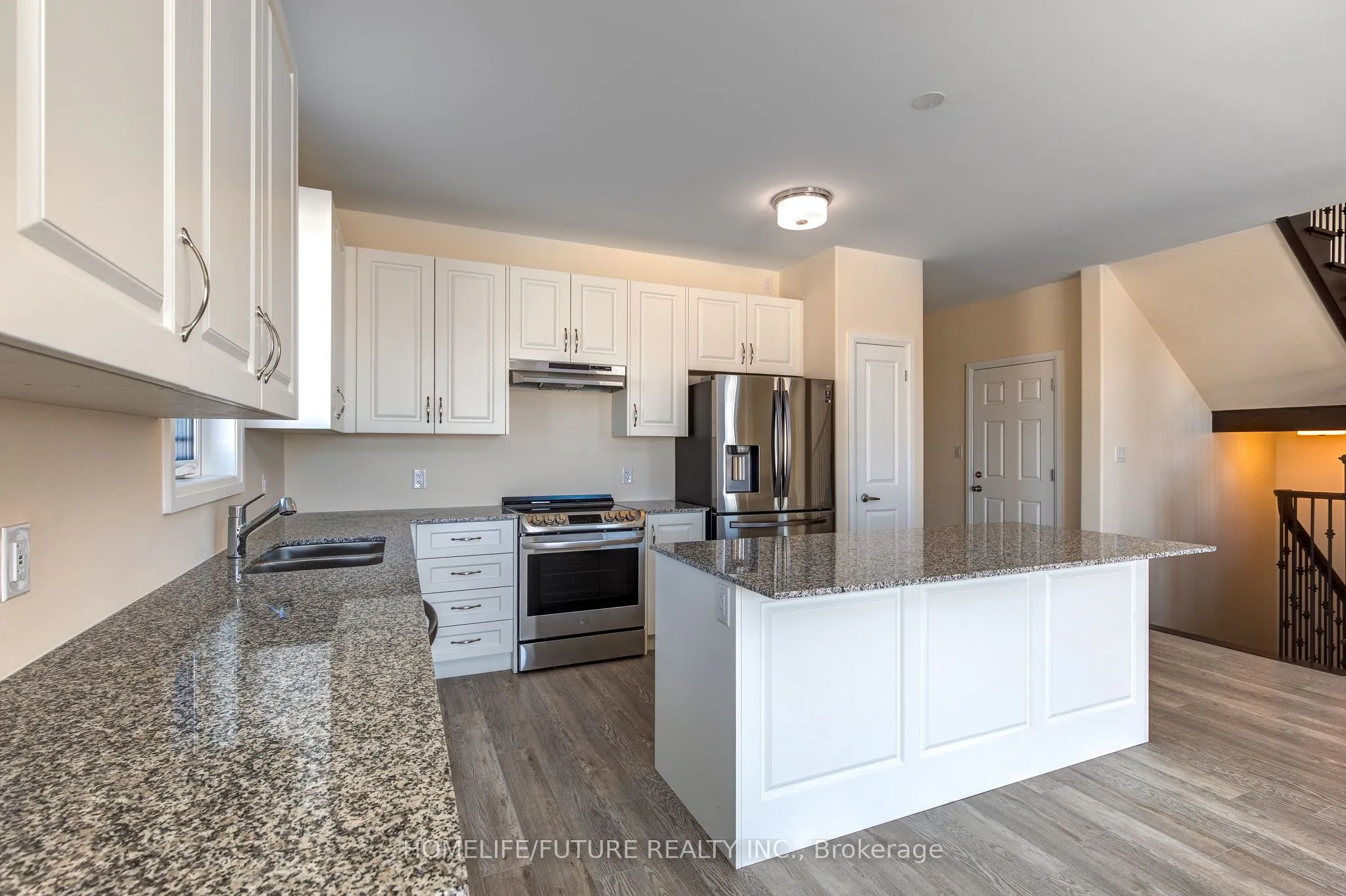 537 Macintosh Grove