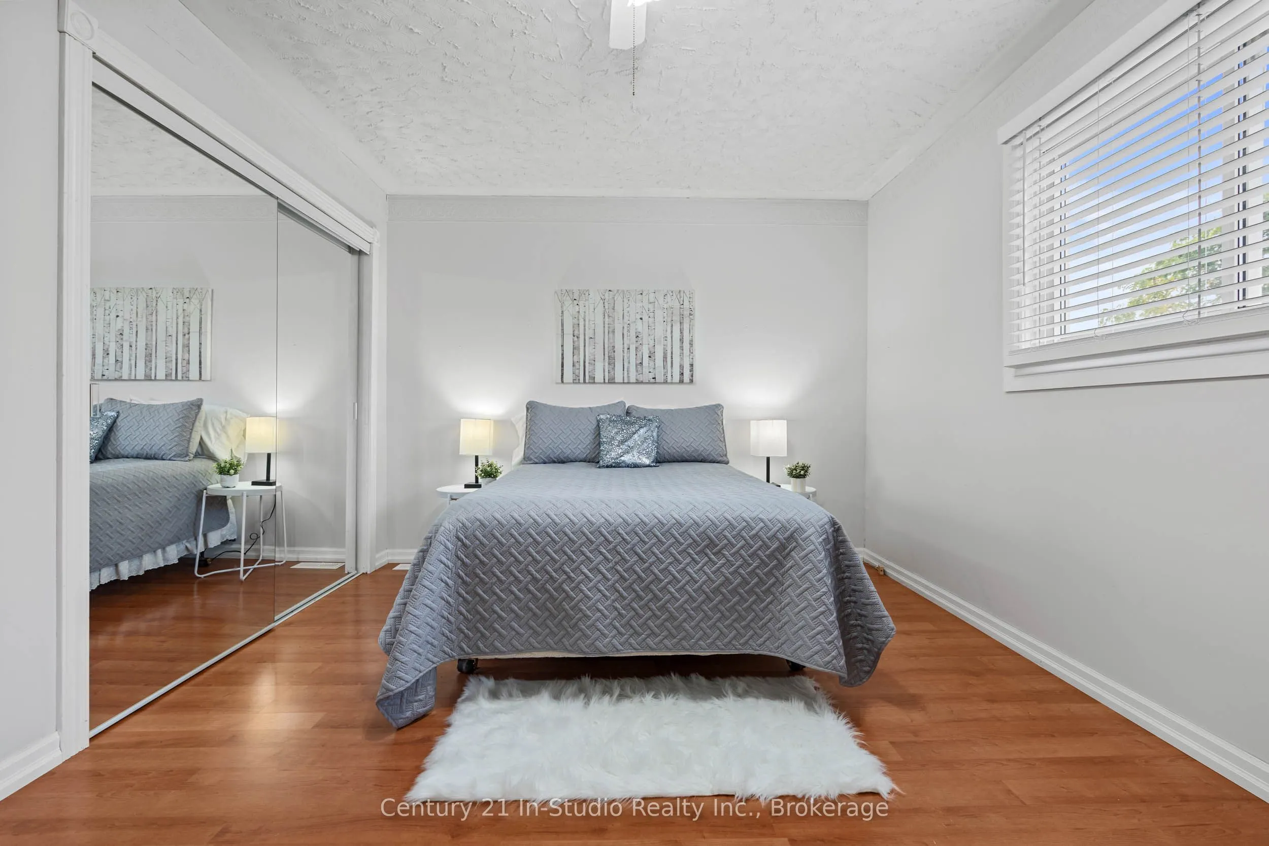 618134 Grey 18 Road
