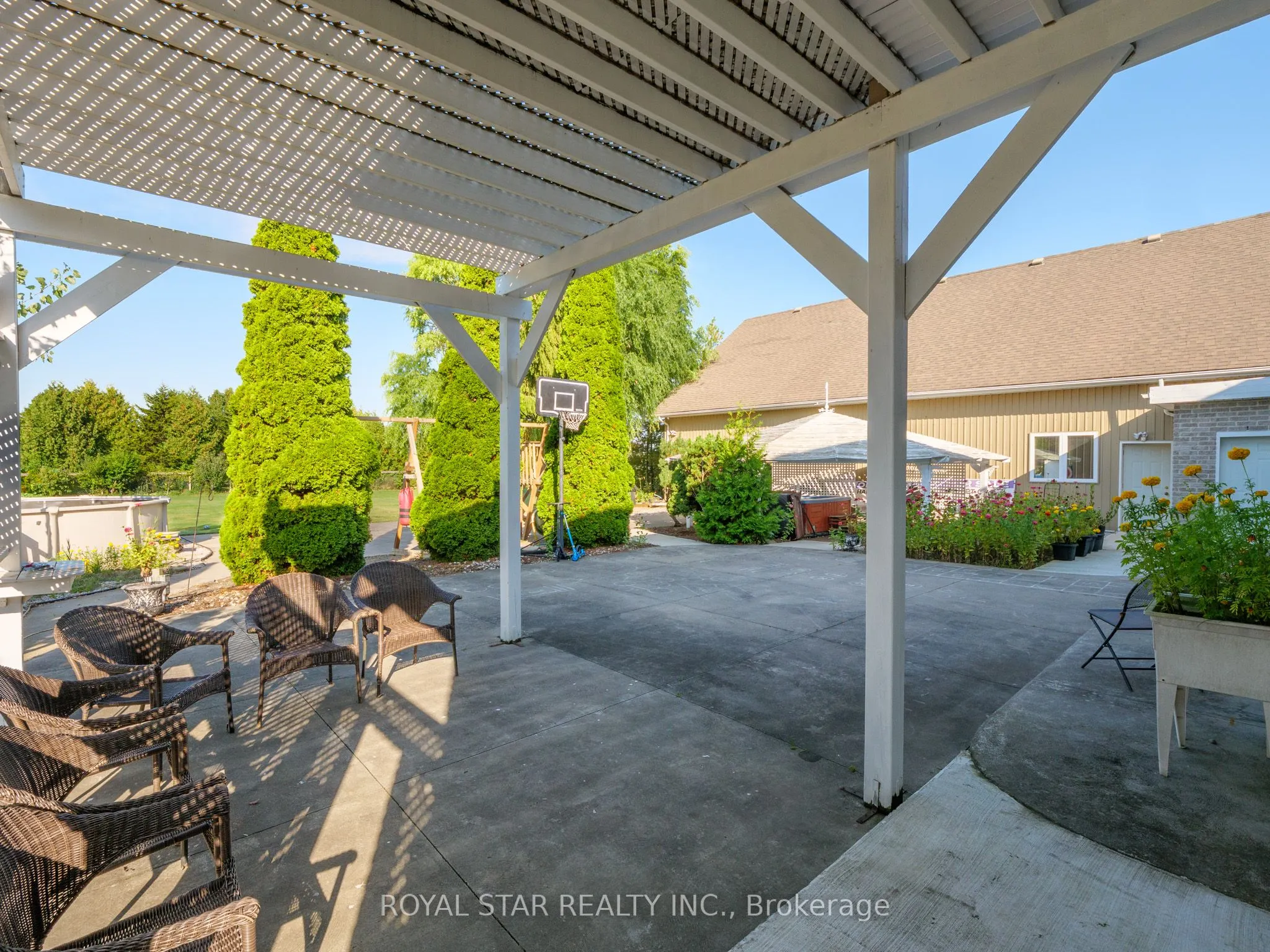 1951 County Road 27
