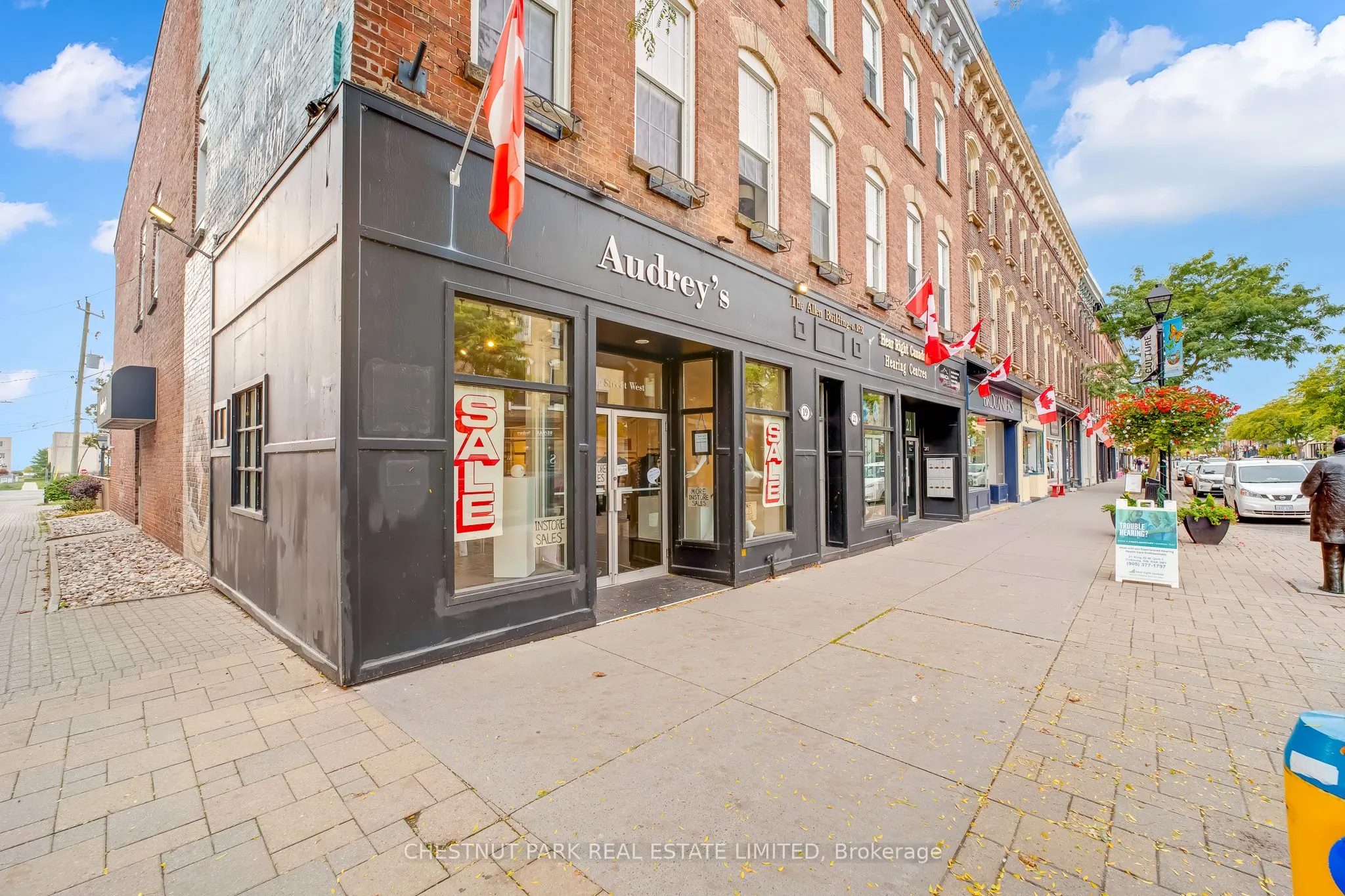 2-19 King Street W