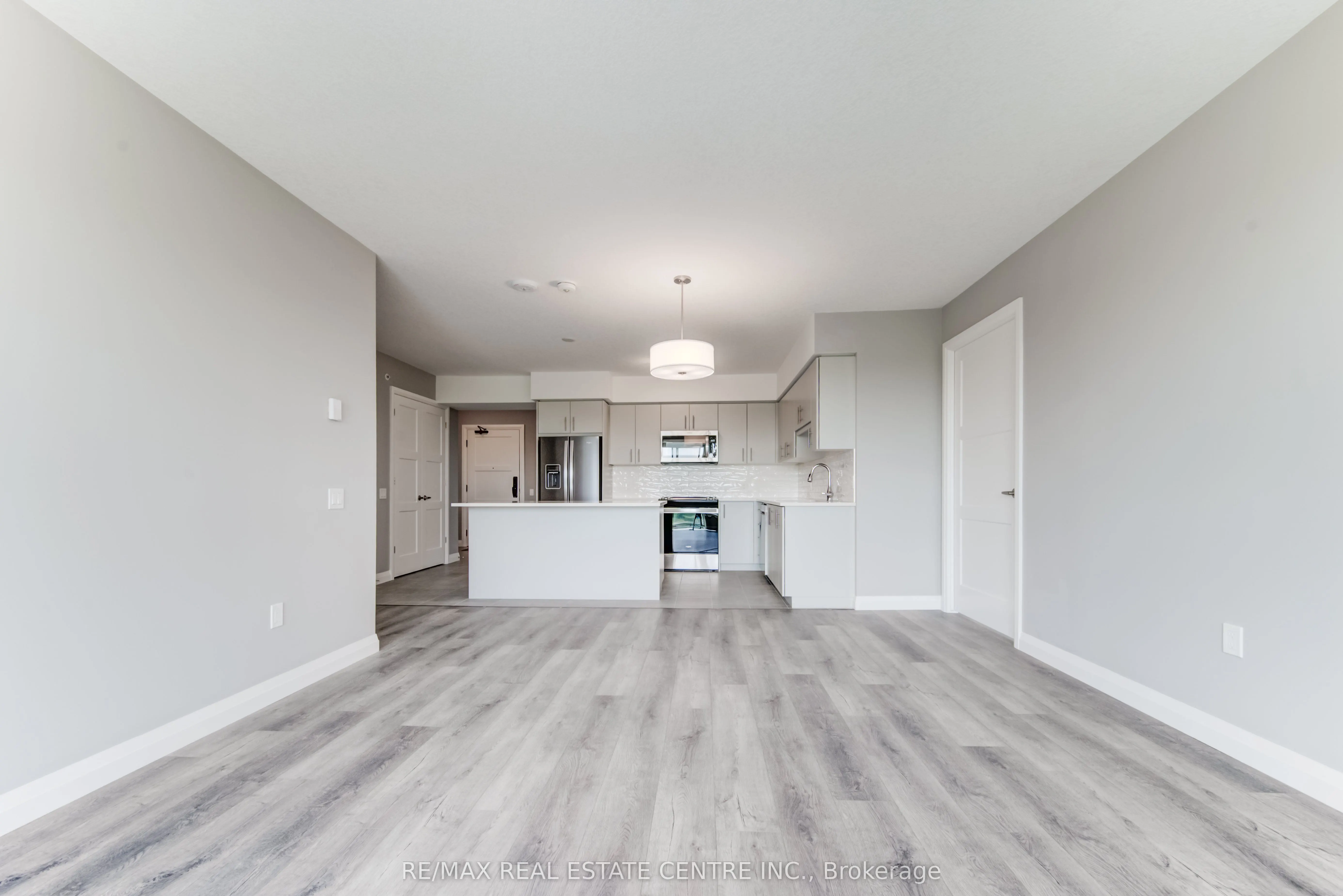 93 Arthur Street S, #1001