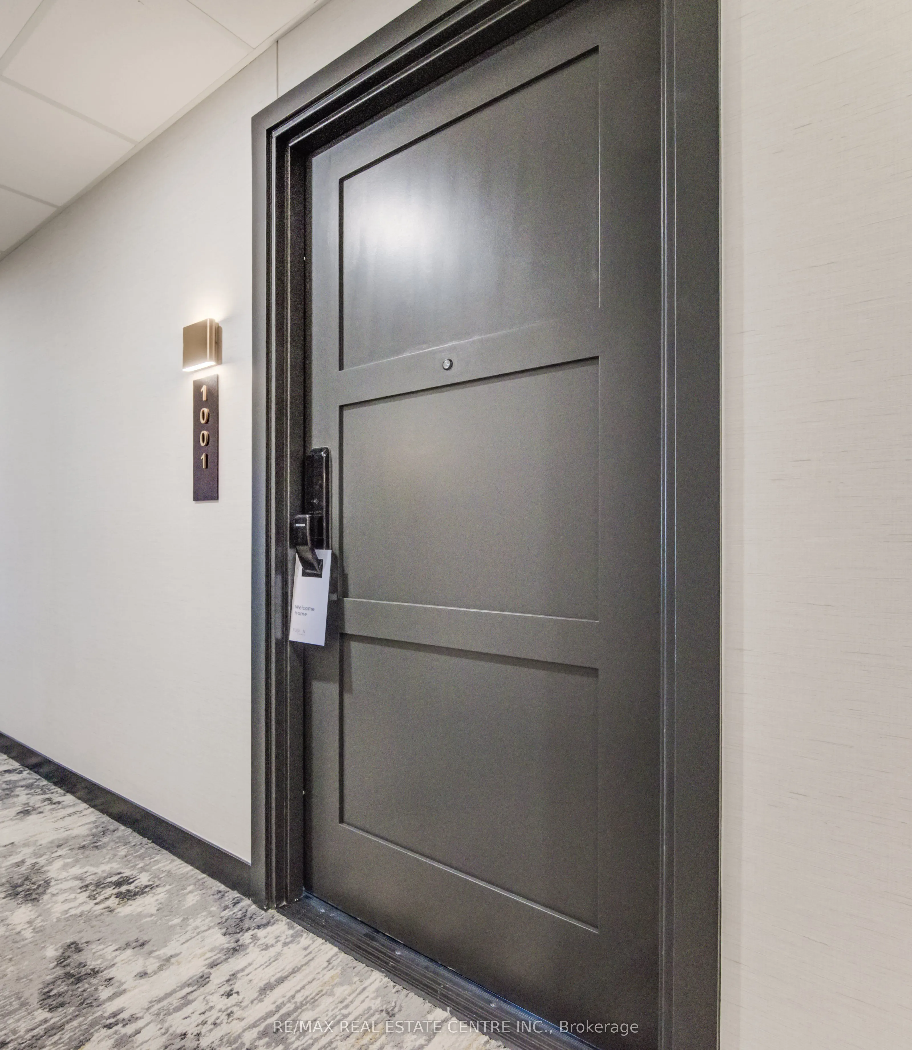 93 Arthur Street S, #1001