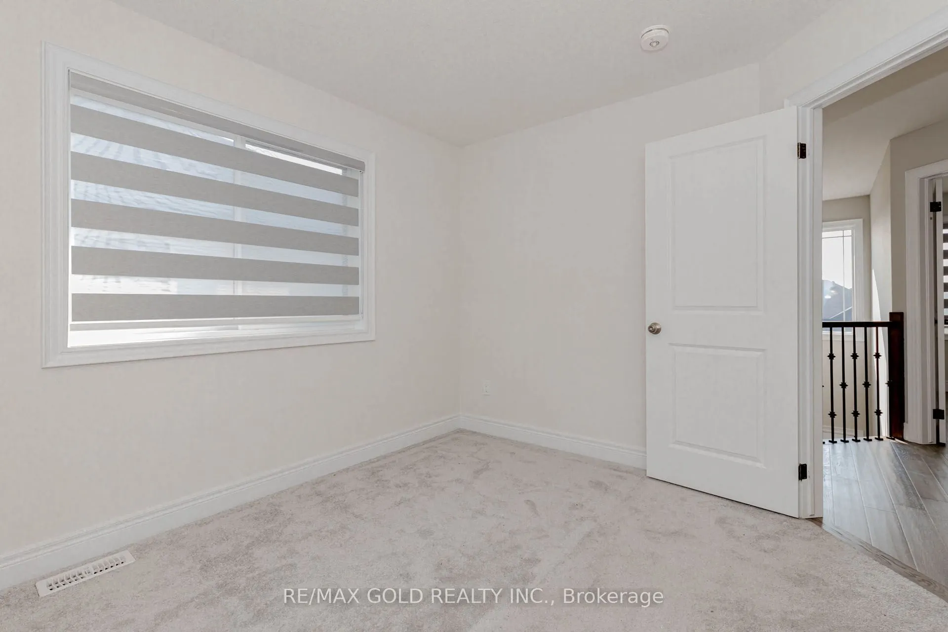 61 Eleanor Avenue, #Upstairs