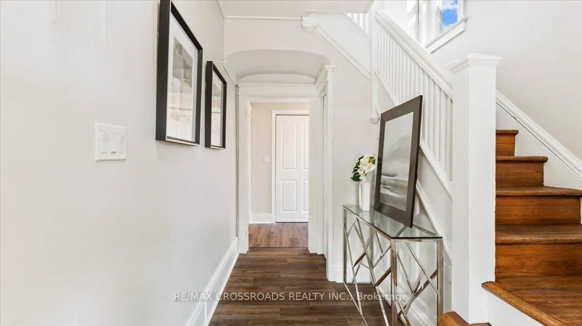 24 CATHARINE Street
